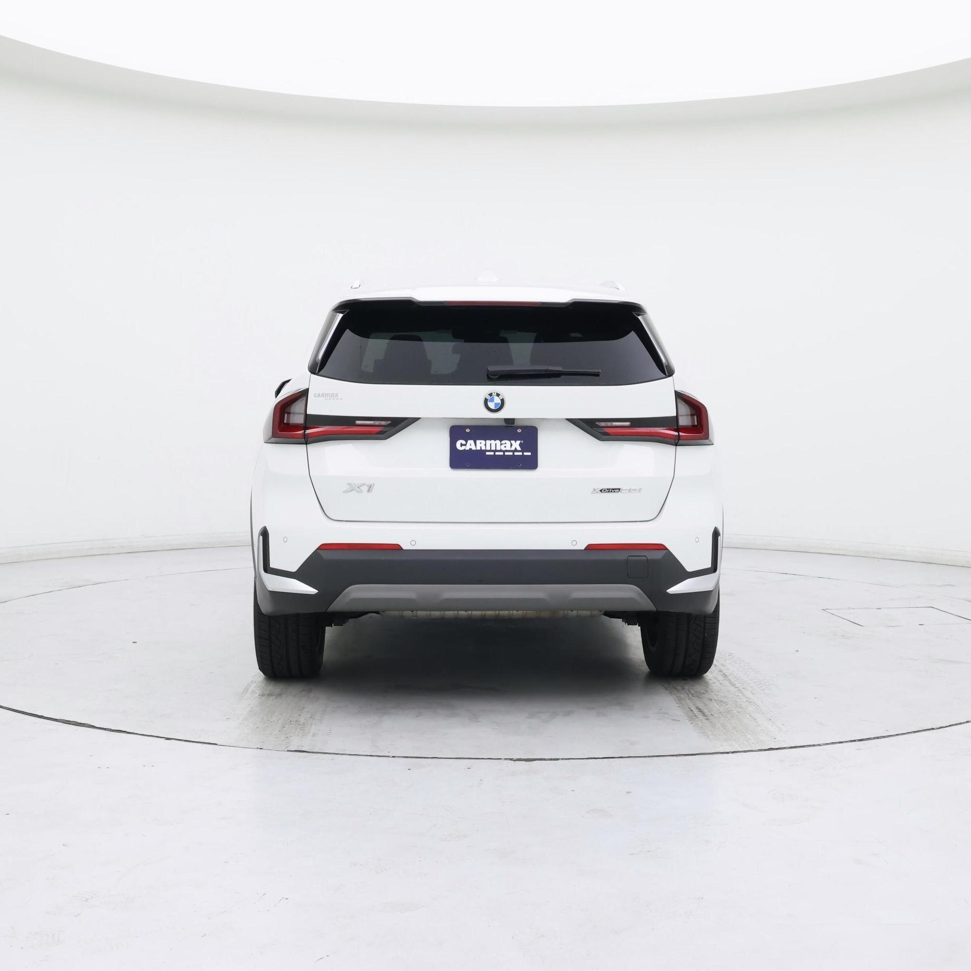 Thumbnail: 2023 BMW X1 - 6