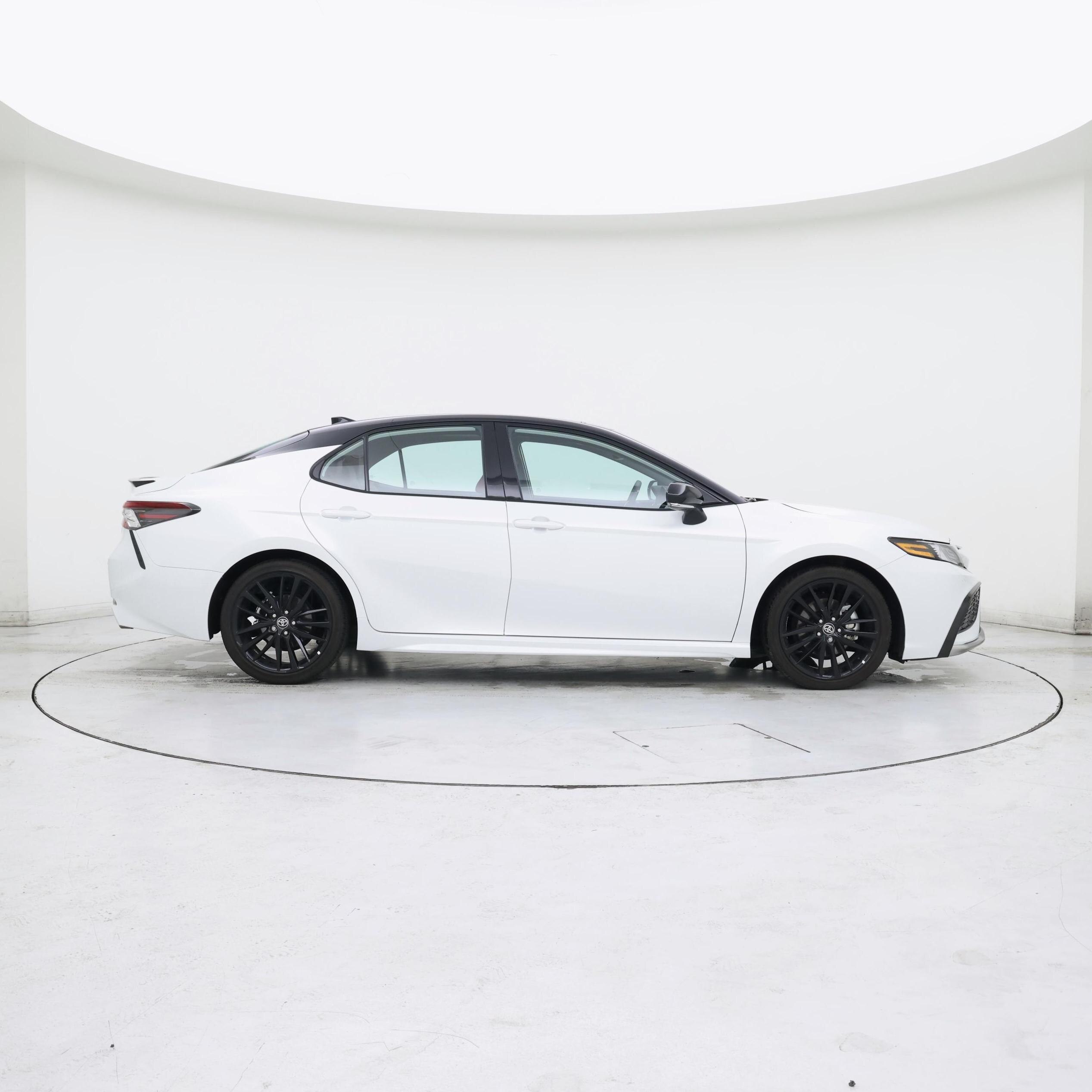 Thumbnail: 2024 Toyota Camry - 7