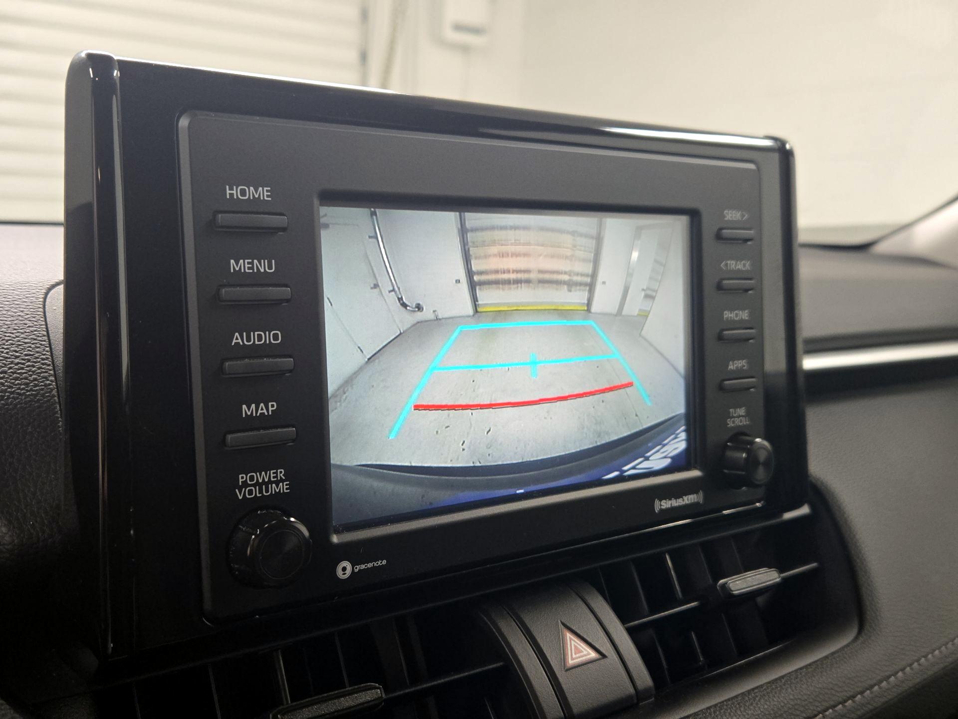 Thumbnail: 2022 Toyota RAV4 - 14