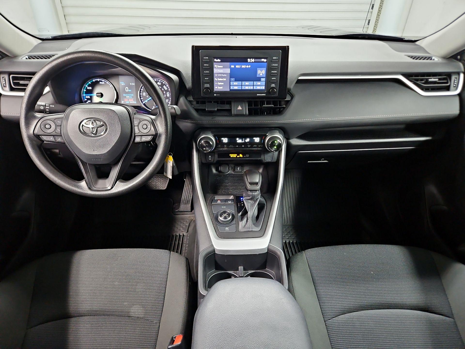 Thumbnail: 2022 Toyota RAV4 - 9