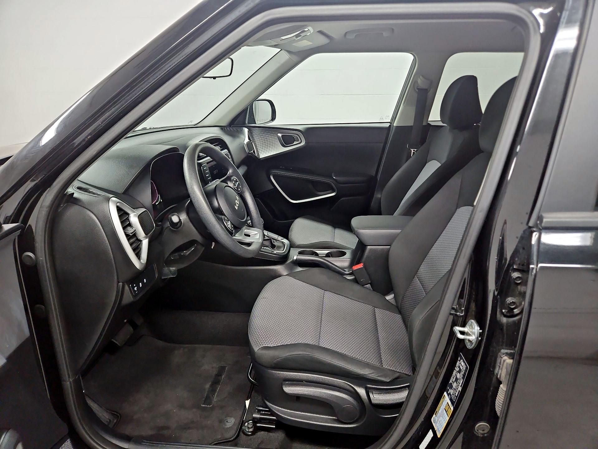Thumbnail: 2023 Kia Soul - 11