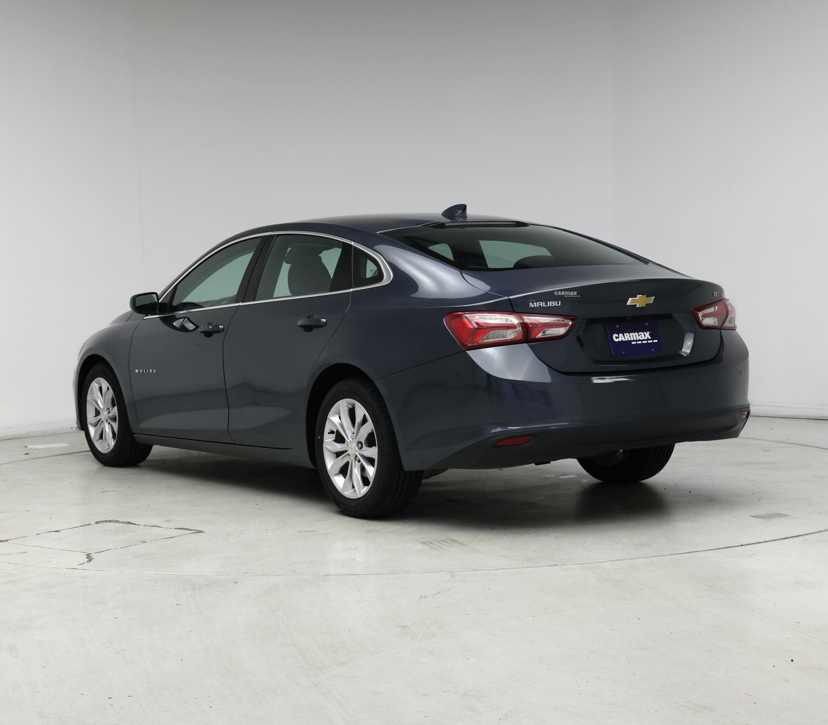 Thumbnail: 2021 Chevrolet Malibu - 2