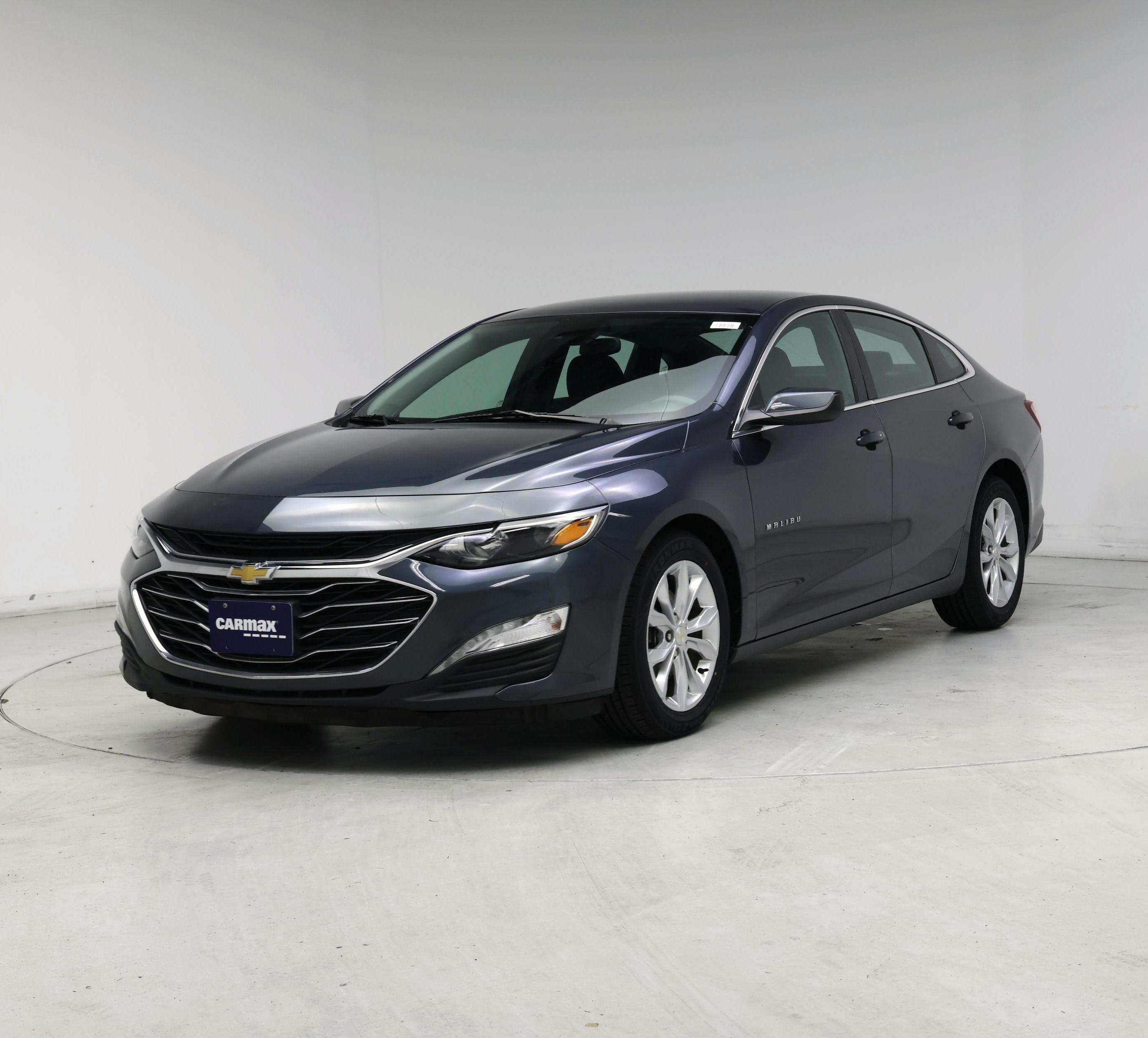 Thumbnail: 2021 Chevrolet Malibu - 4