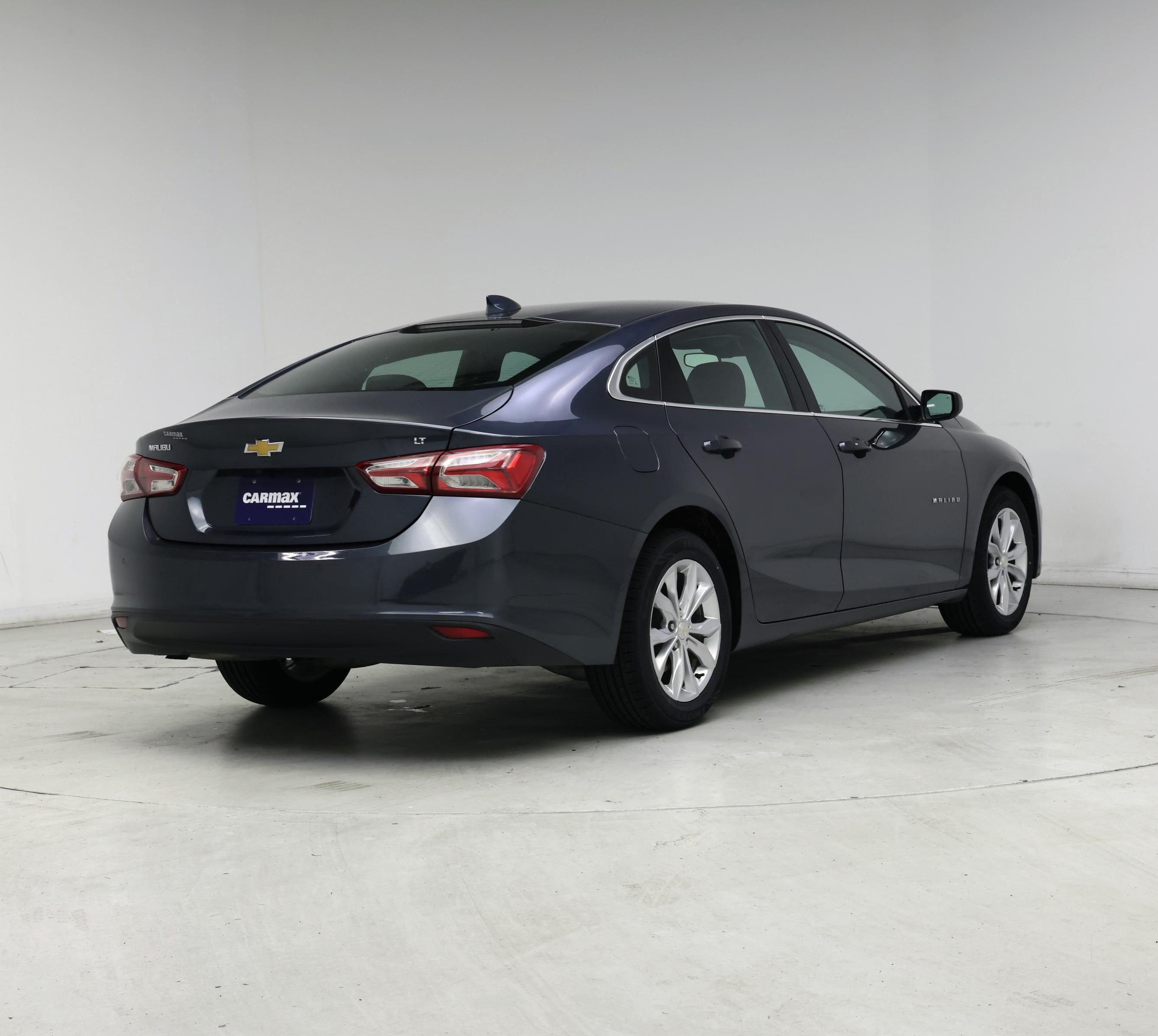 Thumbnail: 2021 Chevrolet Malibu - 8