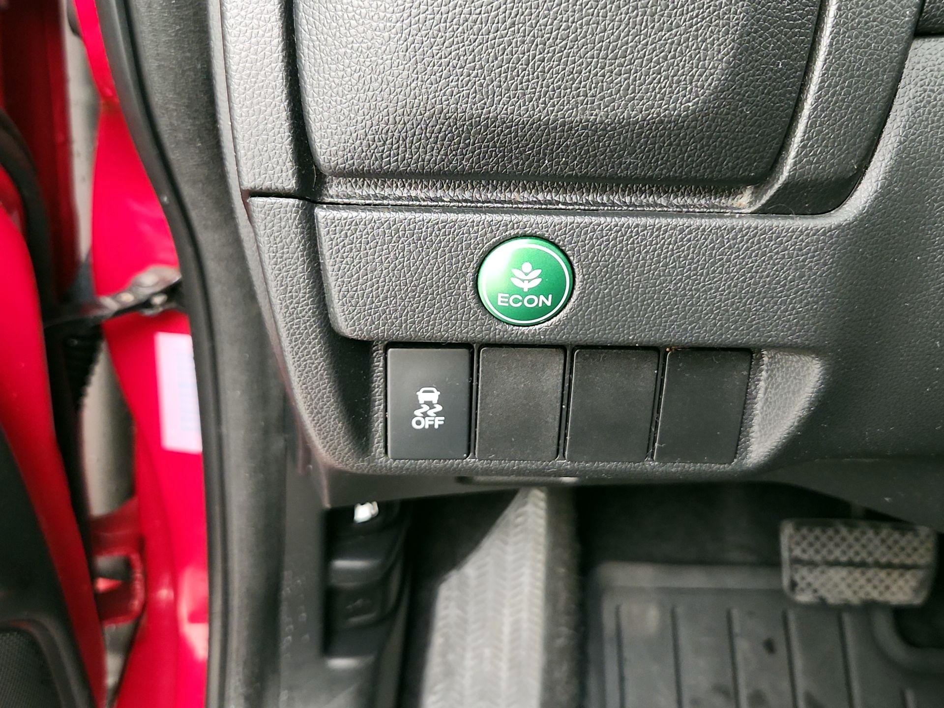 Thumbnail: 2015 Honda Fit - 13