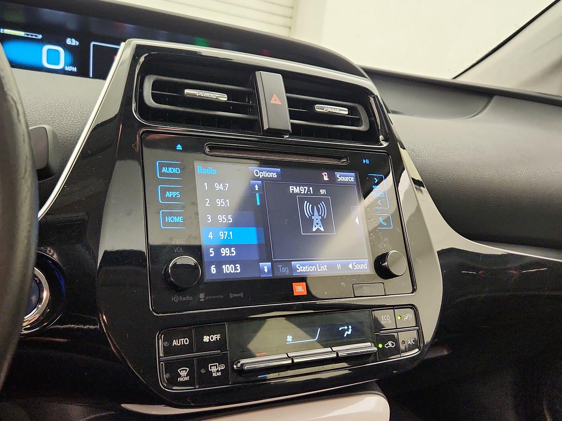 Thumbnail: 2017 Toyota Prius - 15