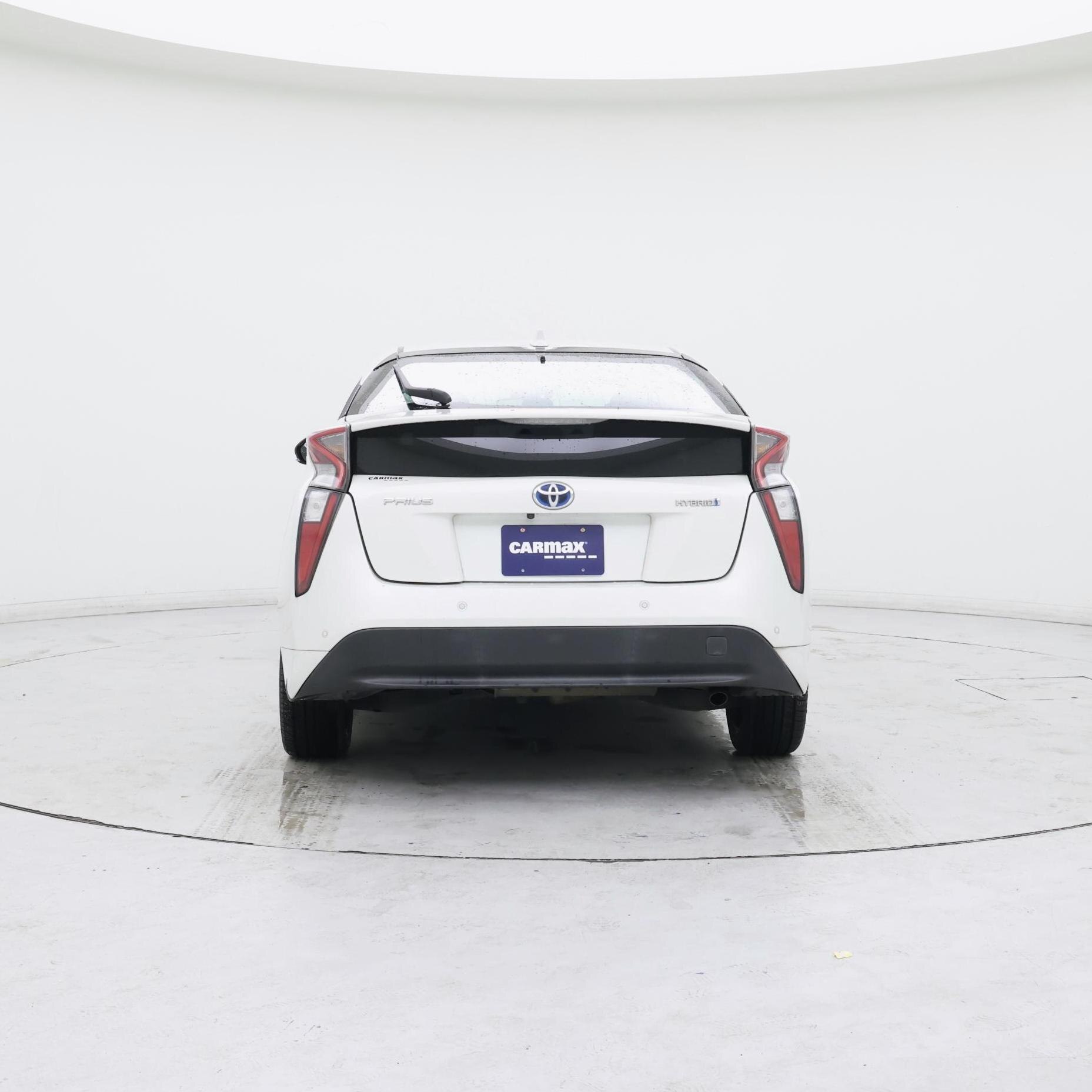 Thumbnail: 2017 Toyota Prius - 6