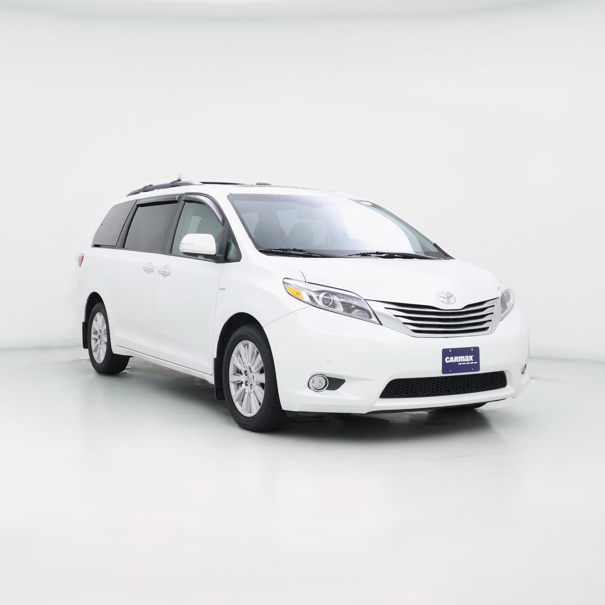 Thumbnail: 2017 Toyota Sienna - 1