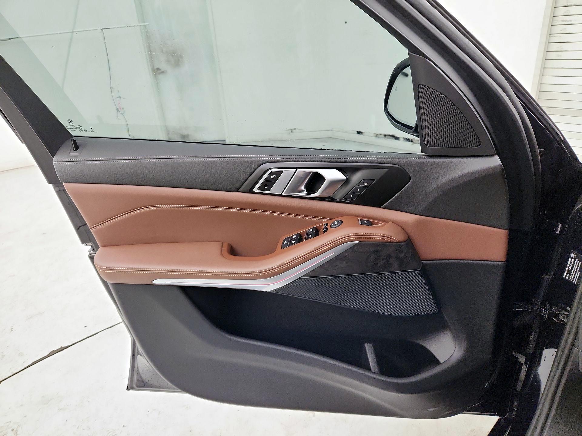 Thumbnail: 2023 BMW X5 - 12