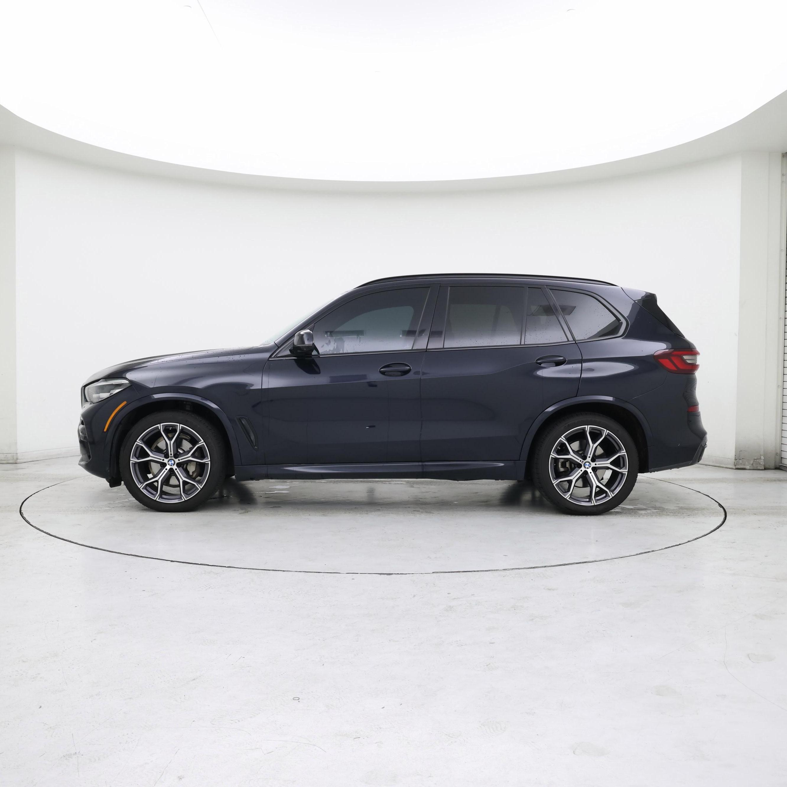 Thumbnail: 2023 BMW X5 - 3