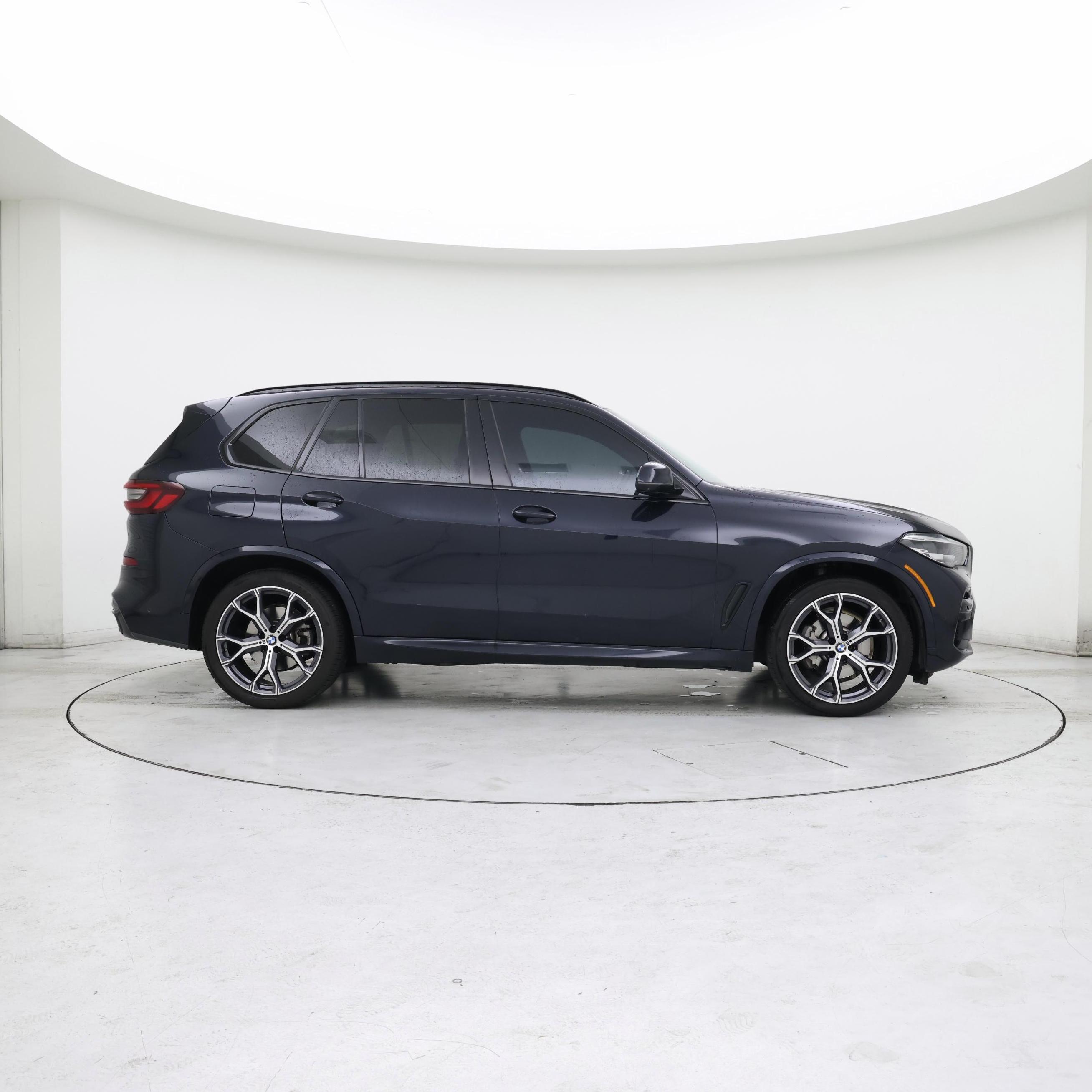 Thumbnail: 2023 BMW X5 - 7