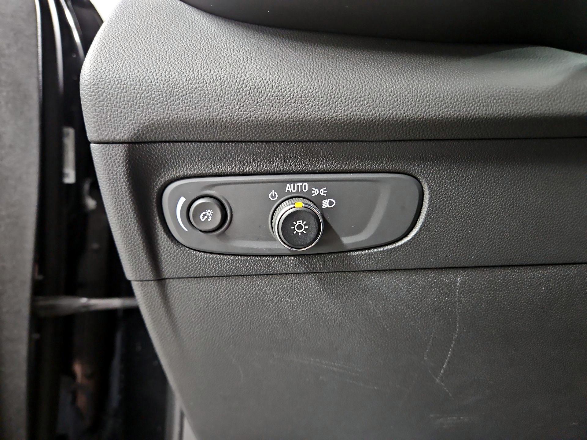 Thumbnail: 2023 Buick Envision - 13