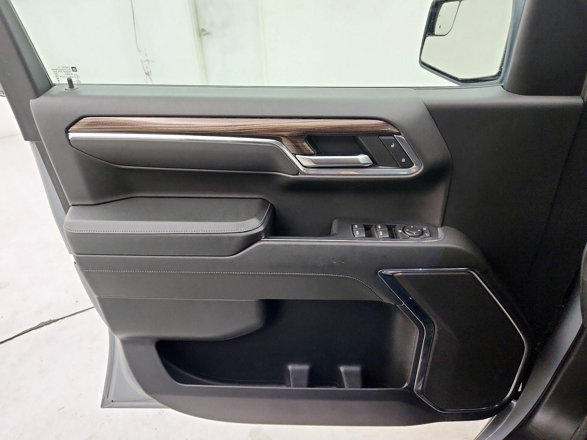 Thumbnail: 2024 Chevrolet Silverado 1500 - 12