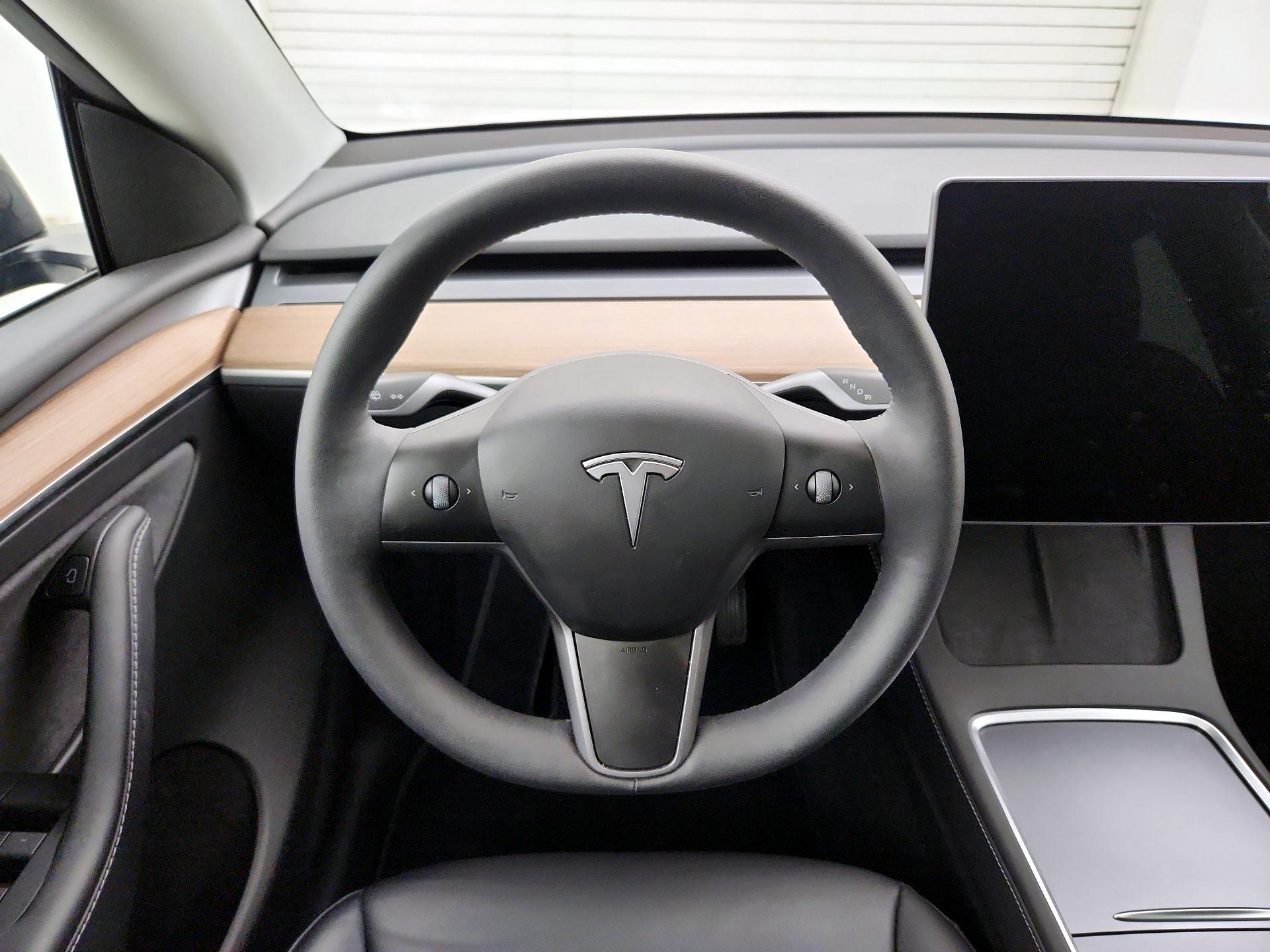 Thumbnail: 2024 Tesla Model Y - 10