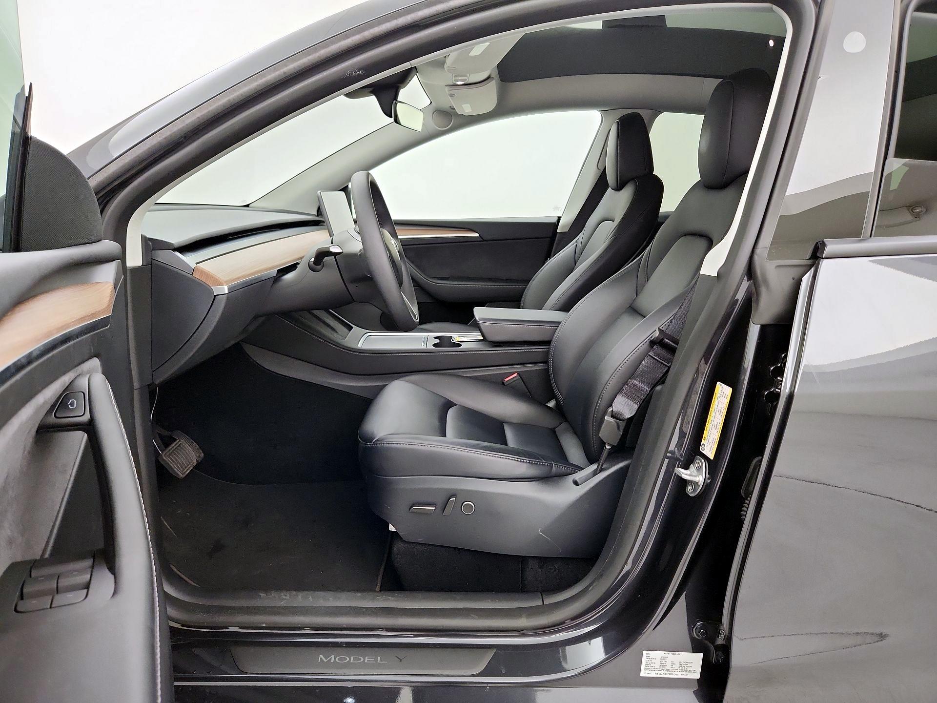 Thumbnail: 2024 Tesla Model Y - 11