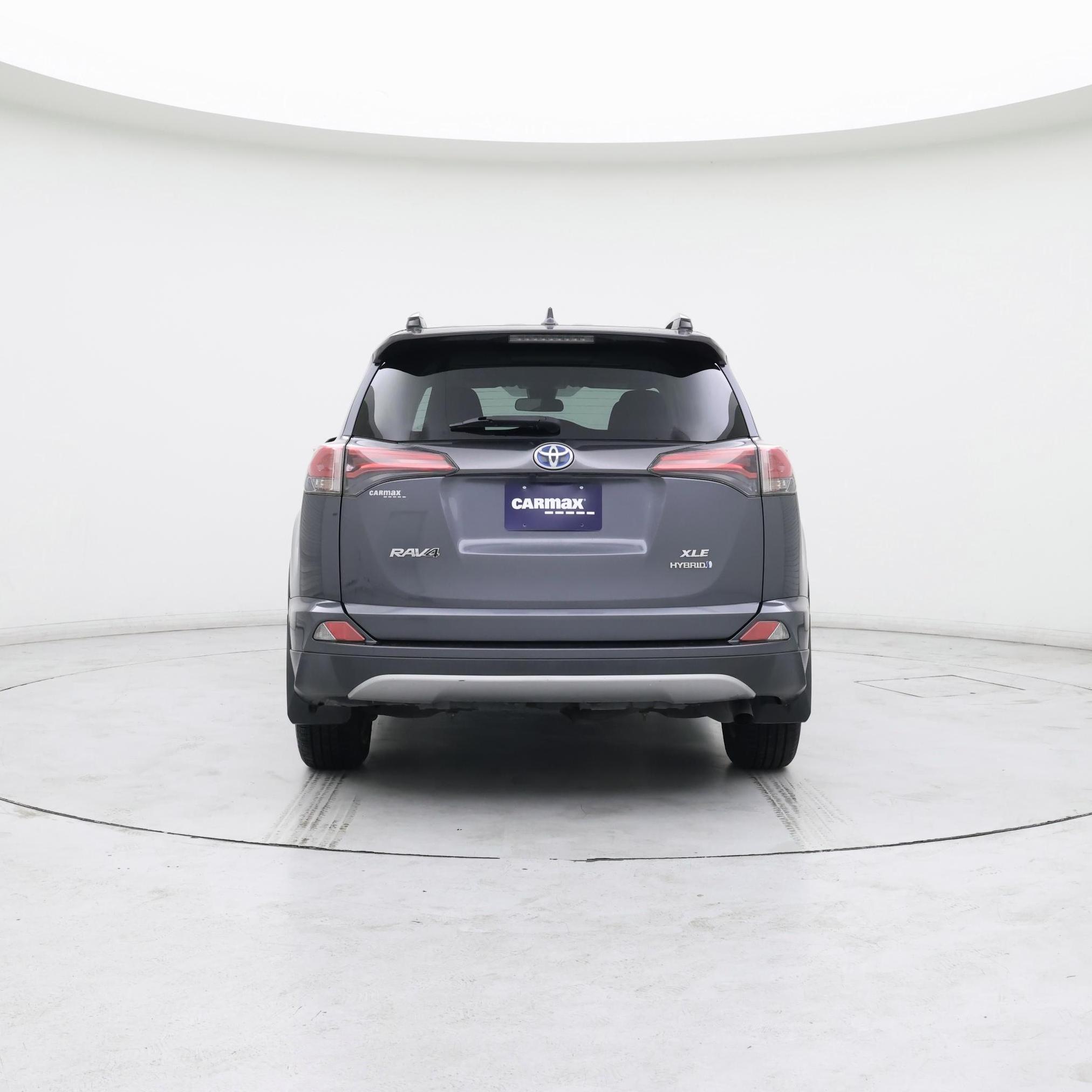 Thumbnail: 2018 Toyota RAV4 - 6