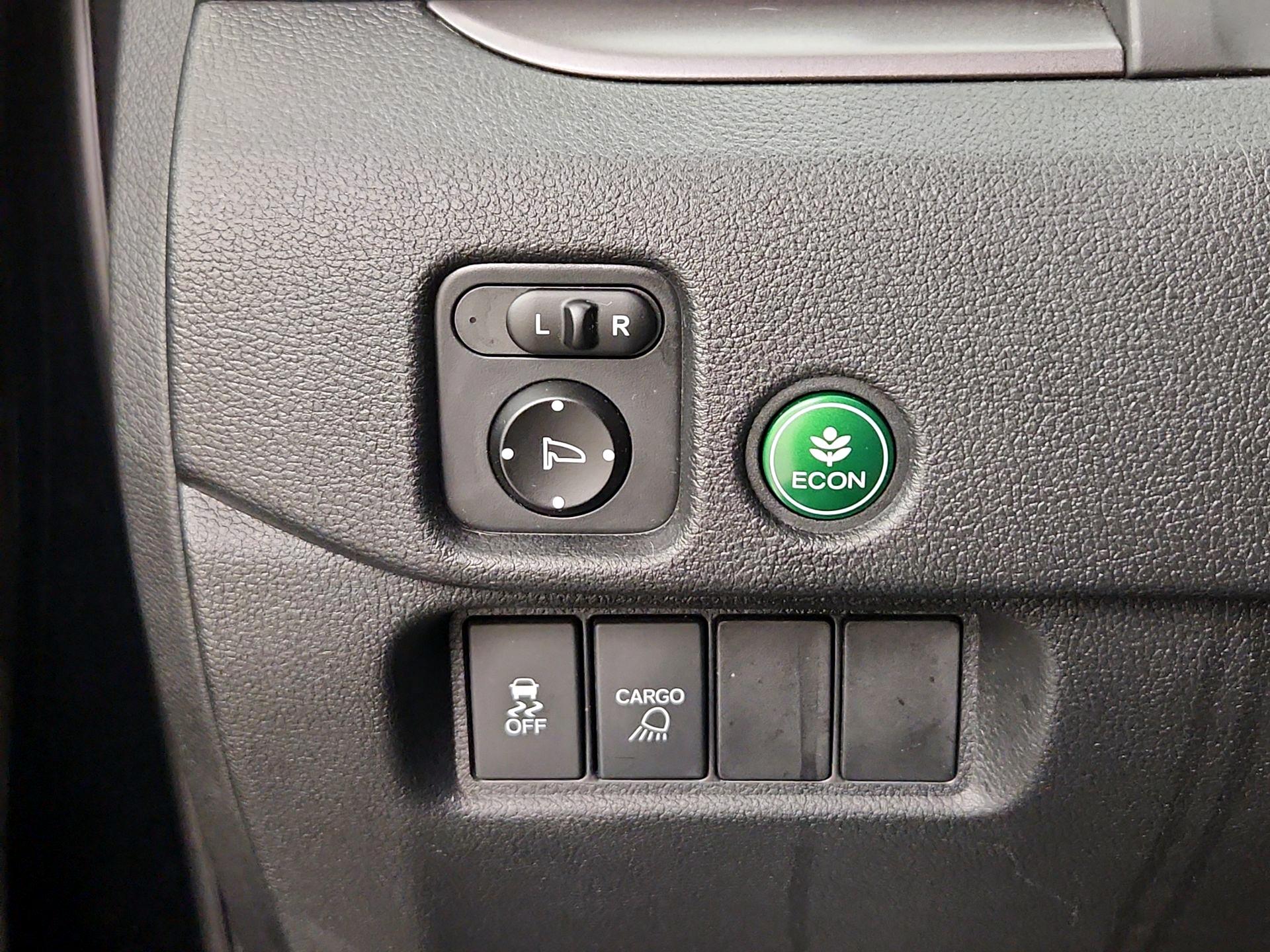 Thumbnail: 2017 Honda Ridgeline - 13