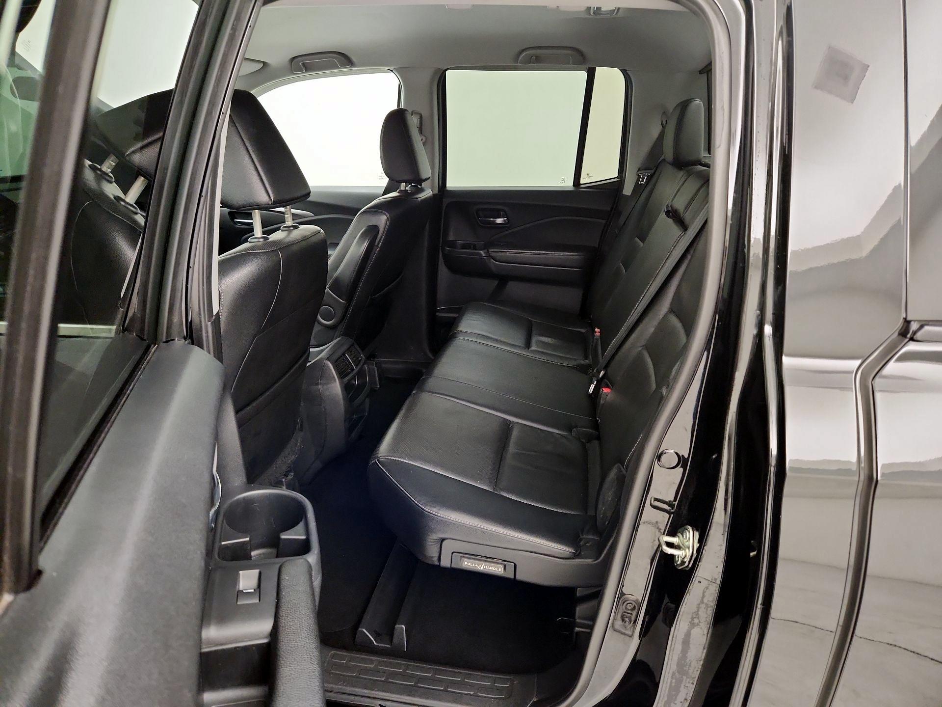 Thumbnail: 2017 Honda Ridgeline - 19