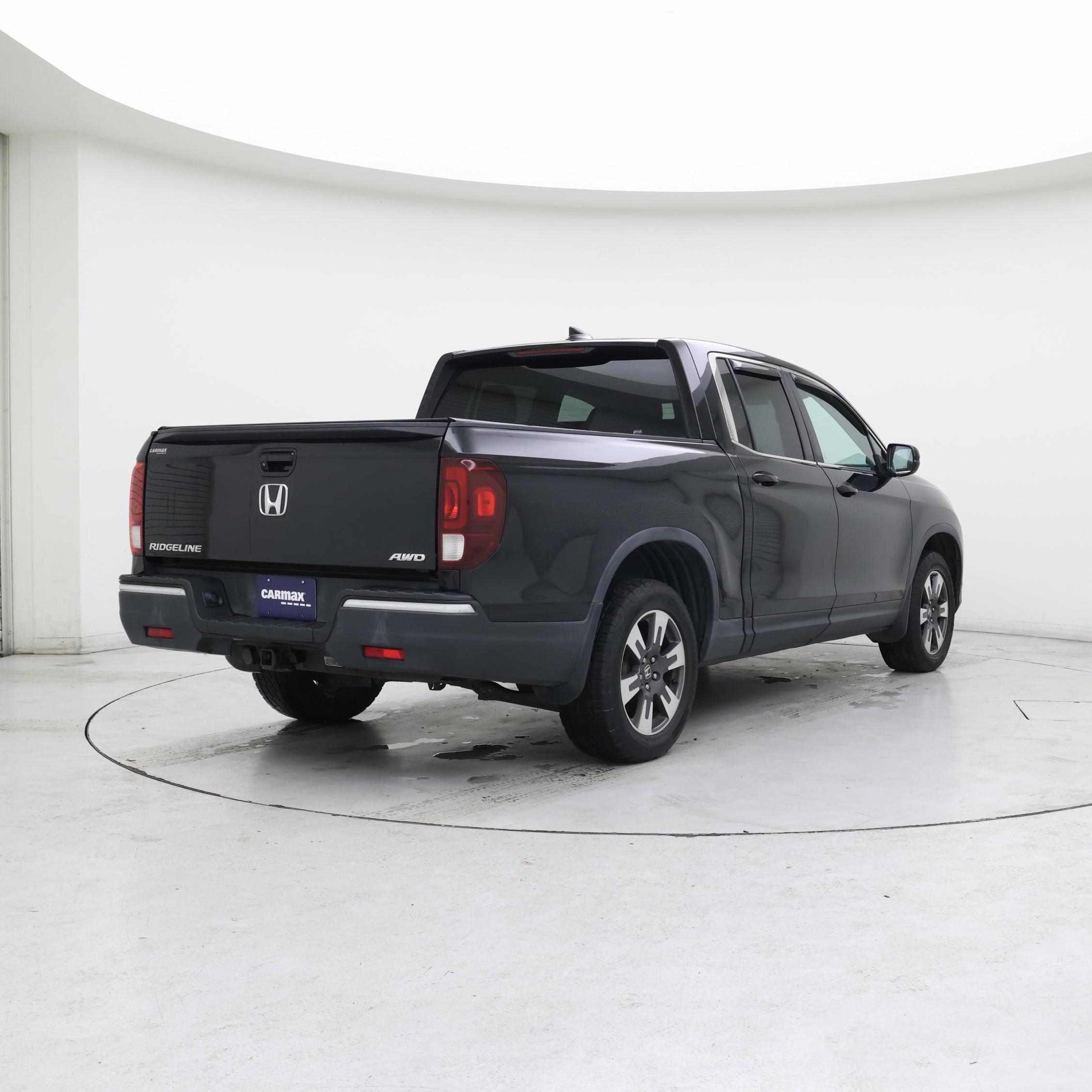 Thumbnail: 2017 Honda Ridgeline - 8