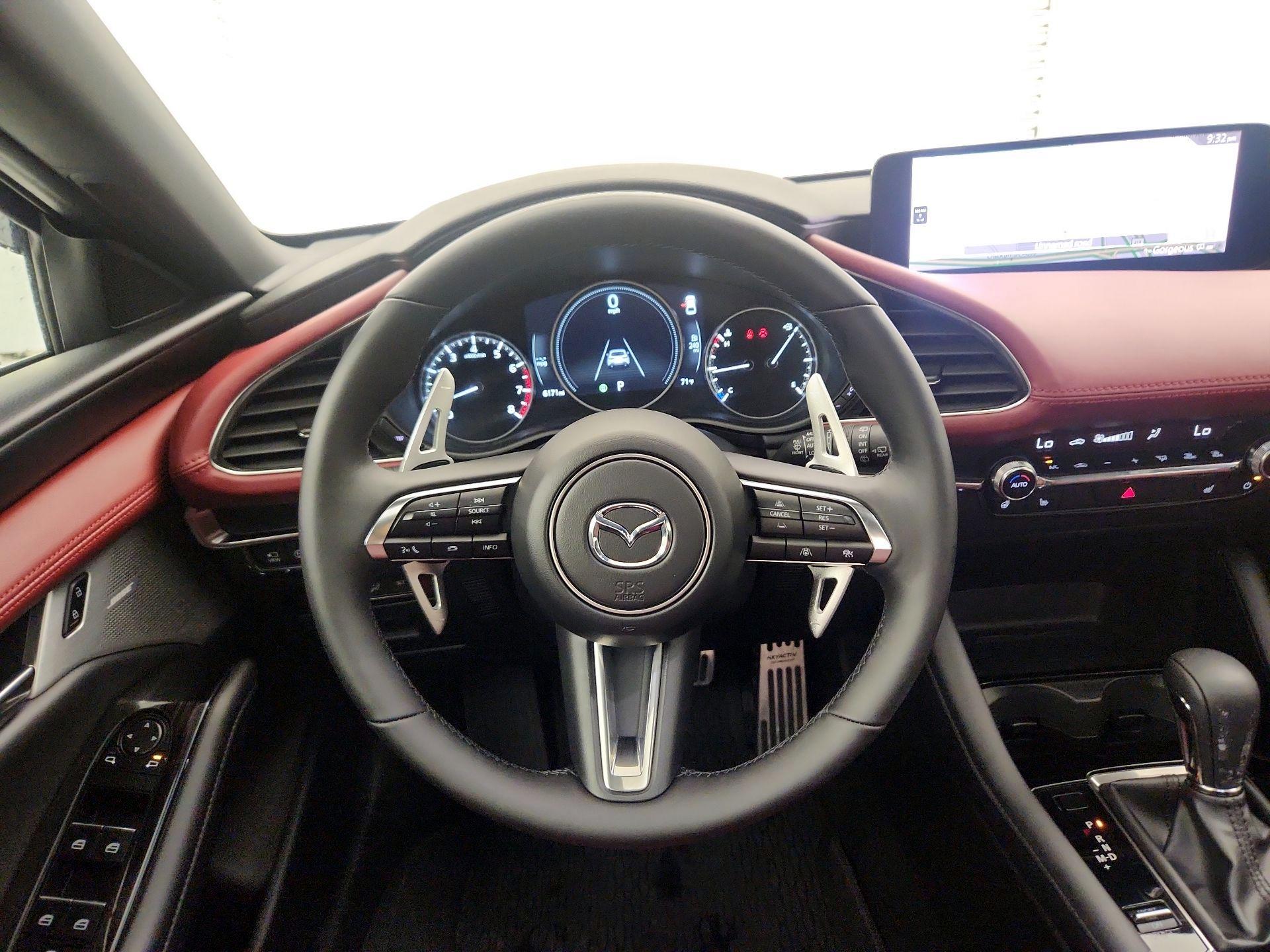 Thumbnail: 2025 Mazda Mazda3 - 10