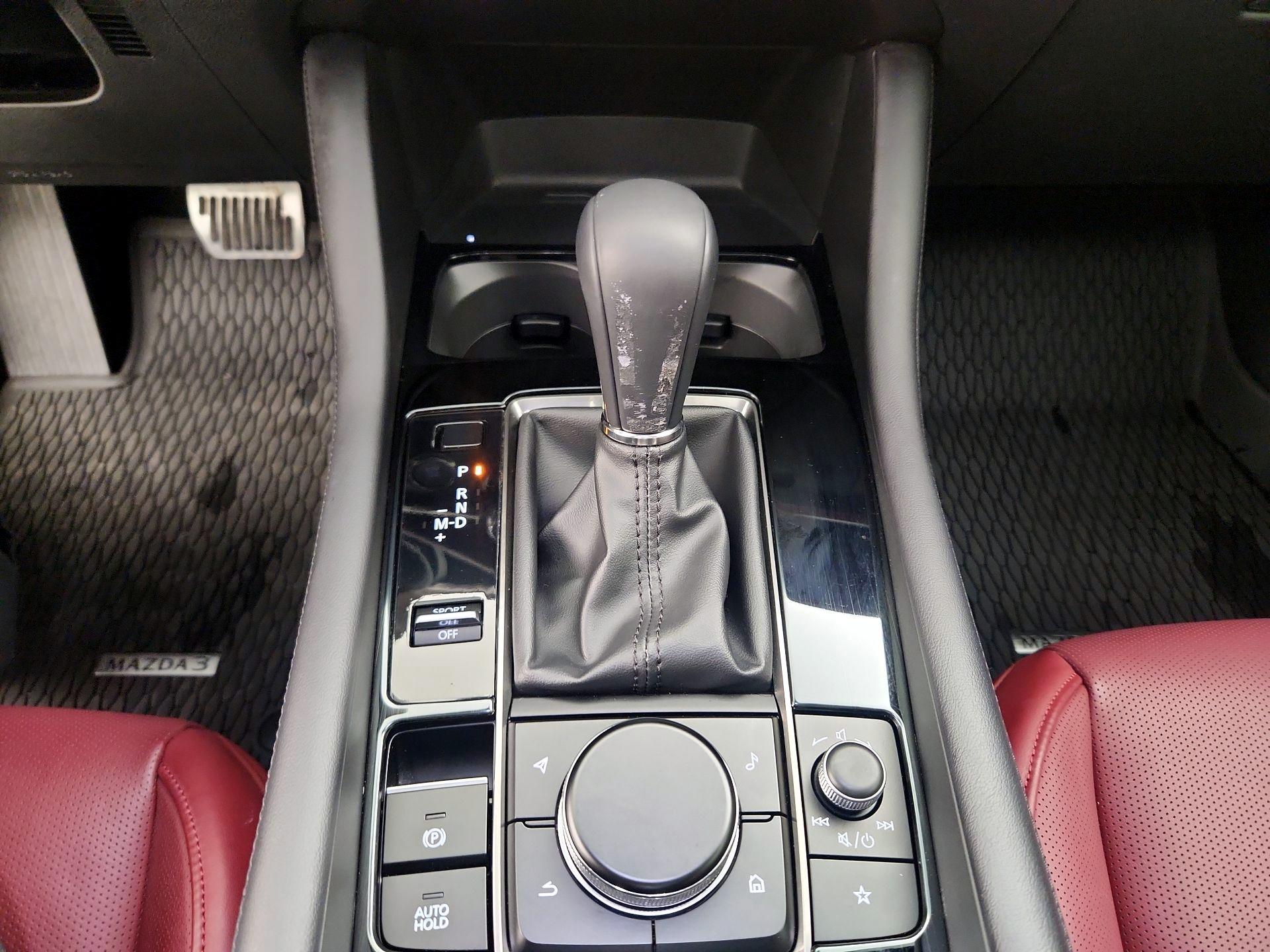 Thumbnail: 2025 Mazda Mazda3 - 18