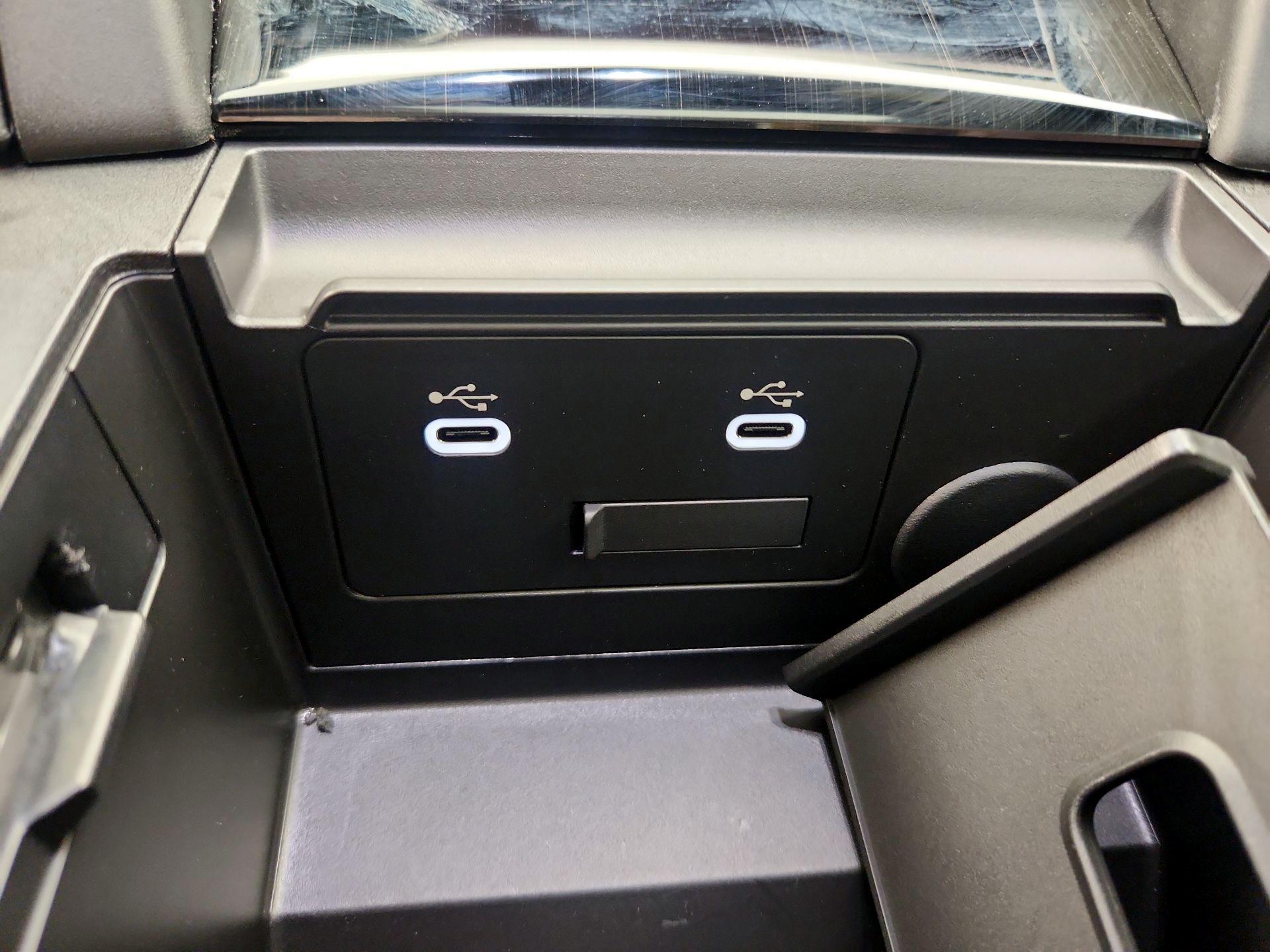 Thumbnail: 2025 Mazda Mazda3 - 19