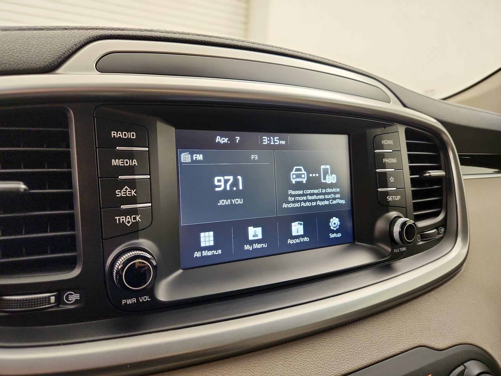 Thumbnail: 2019 Kia Sorento - 15