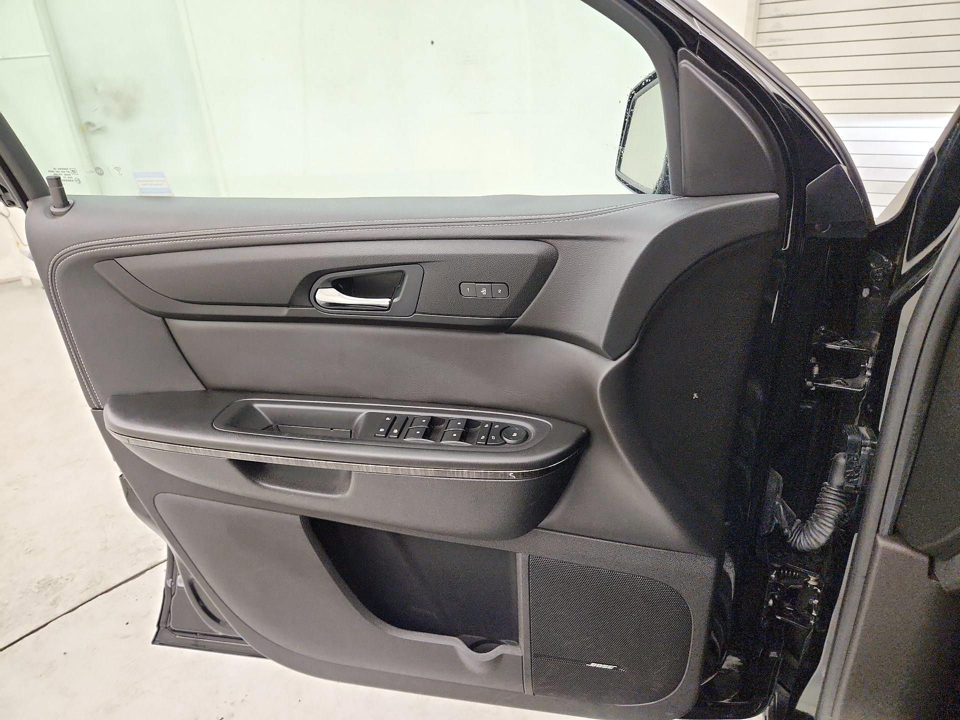 Thumbnail: 2017 GMC Acadia - 12