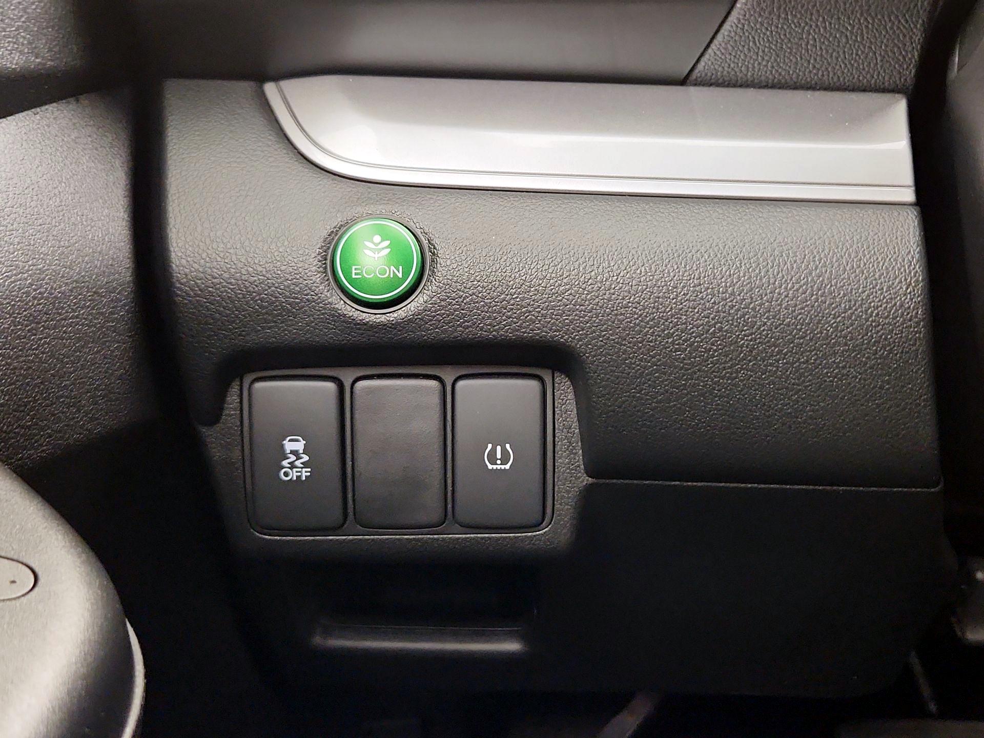 Thumbnail: 2015 Honda CR-V - 13