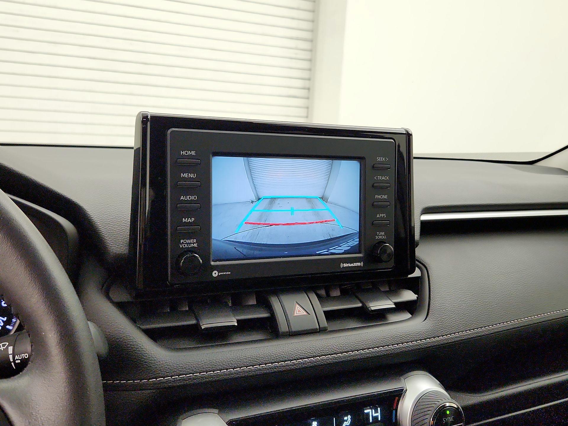 Thumbnail: 2022 Toyota RAV4 - 14