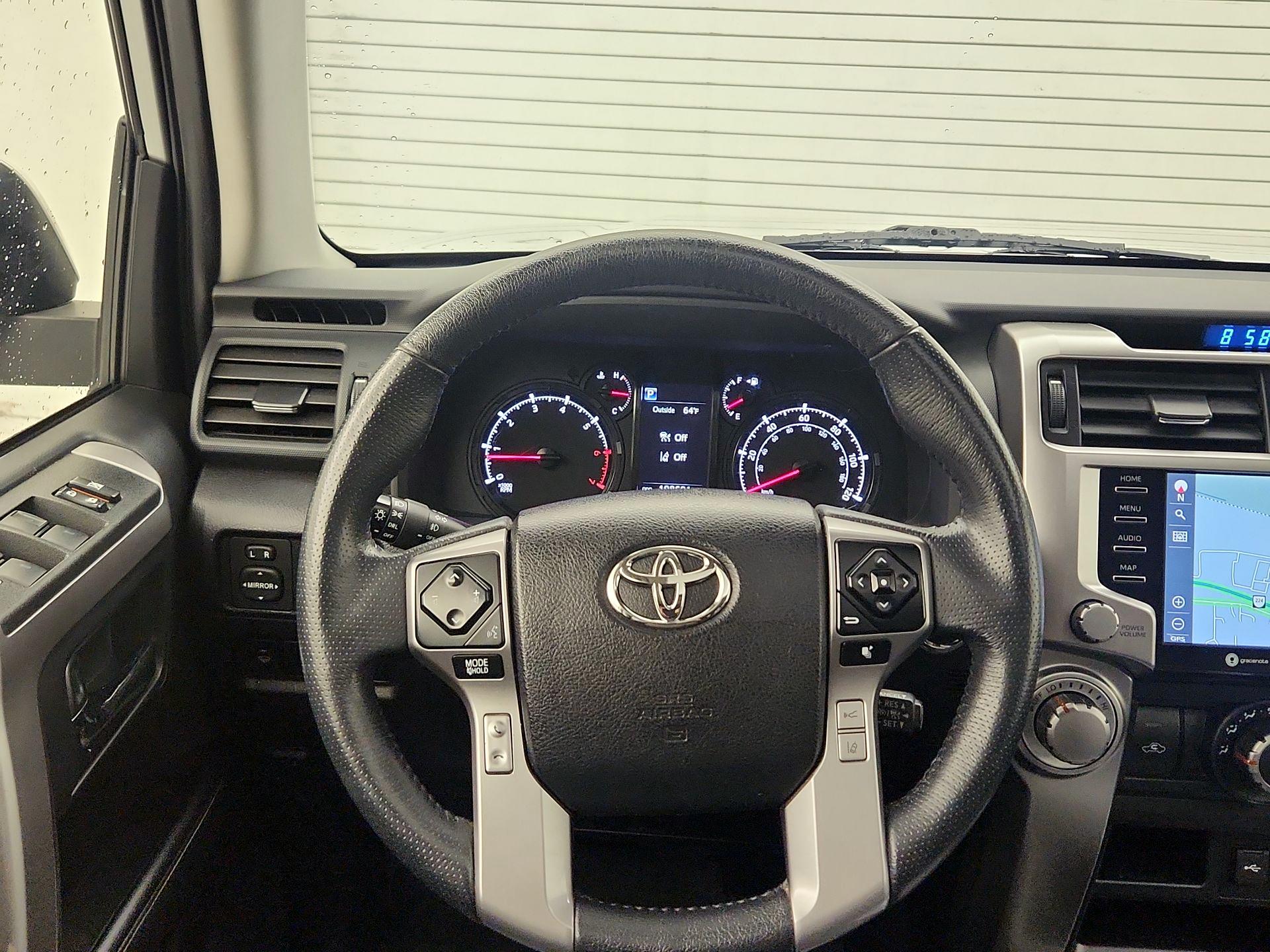 Thumbnail: 2020 Toyota 4Runner - 10