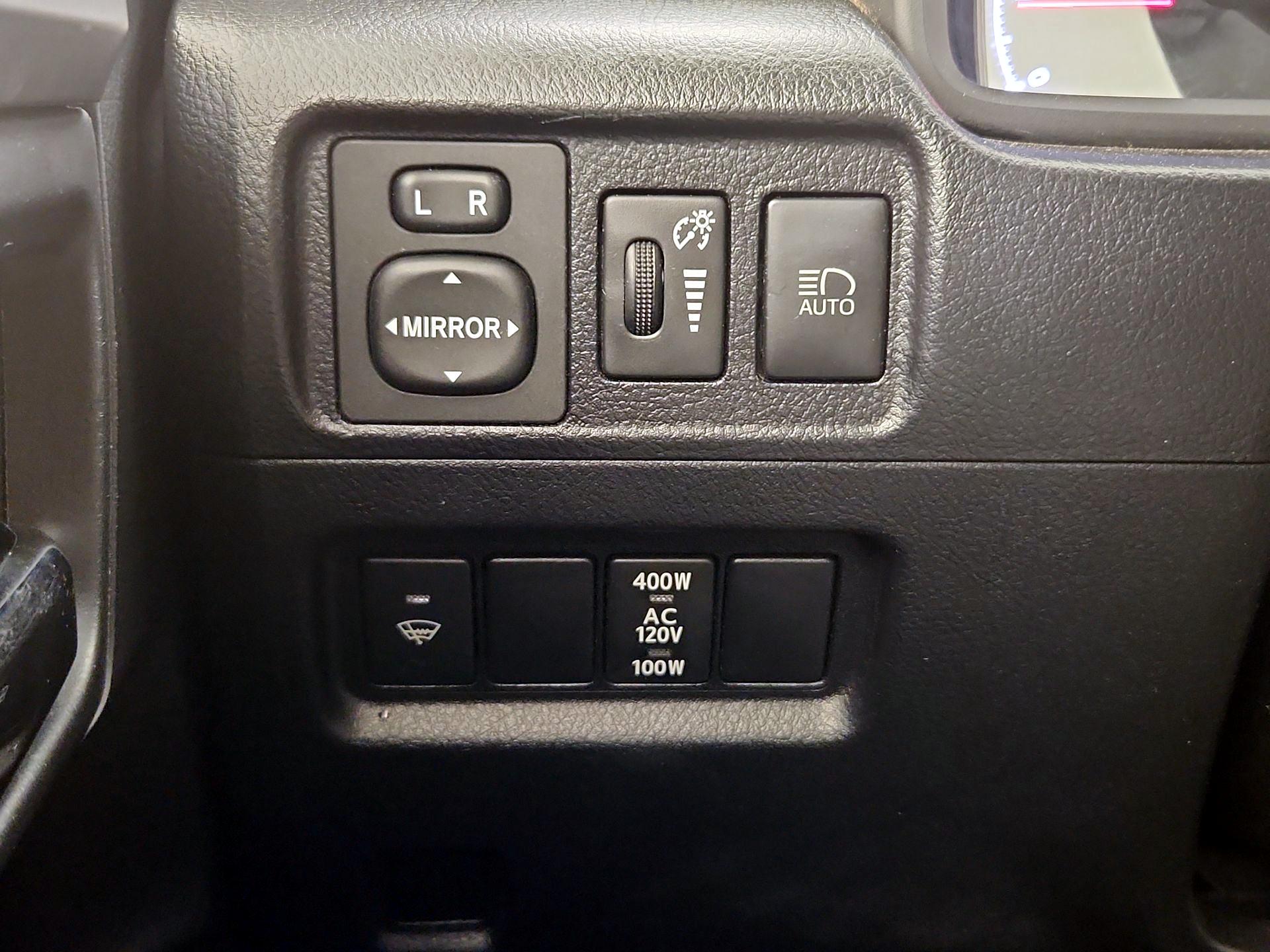 Thumbnail: 2020 Toyota 4Runner - 13