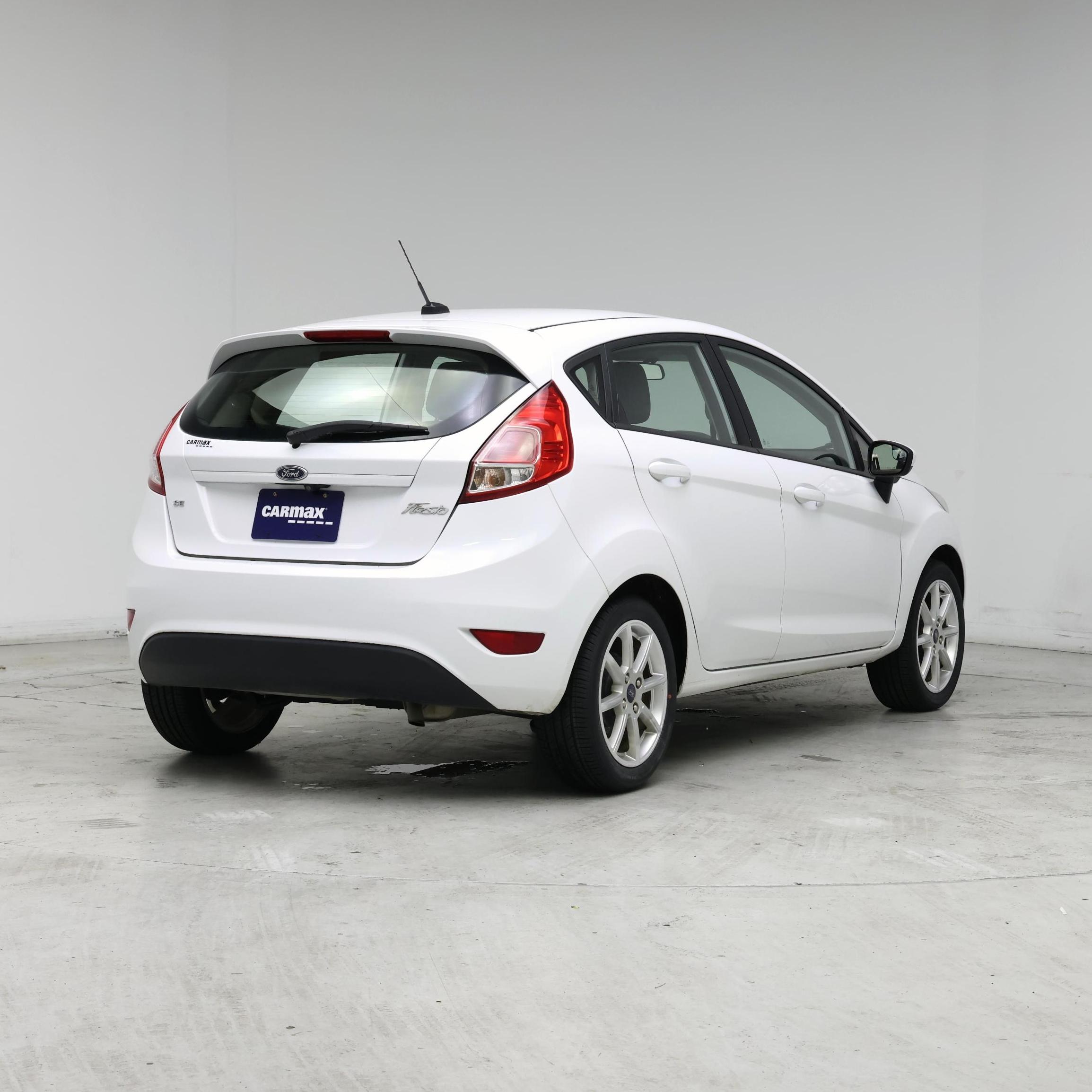 Thumbnail: 2019 Ford Fiesta - 8