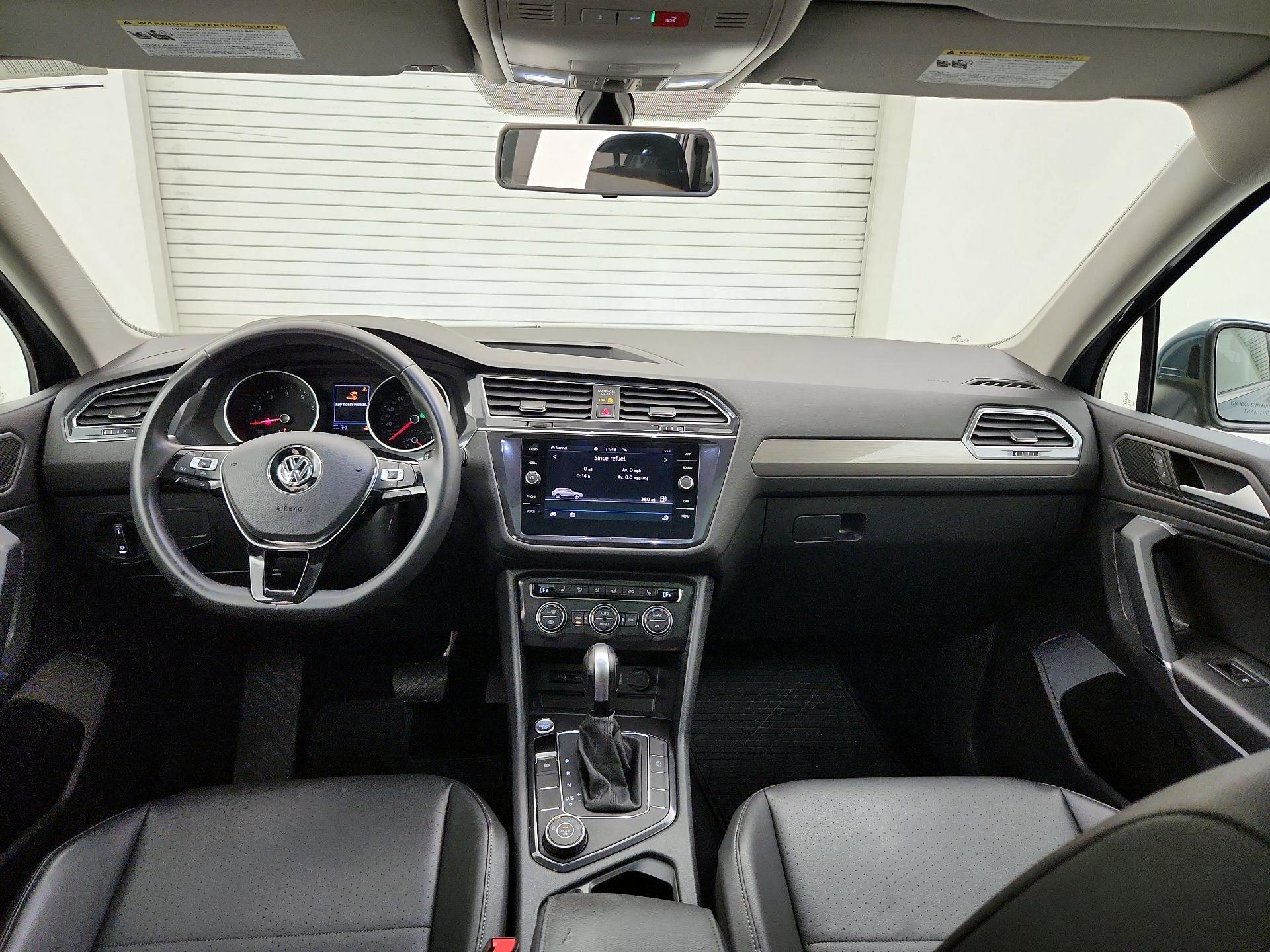 Thumbnail: 2020 Volkswagen Tiguan - 9