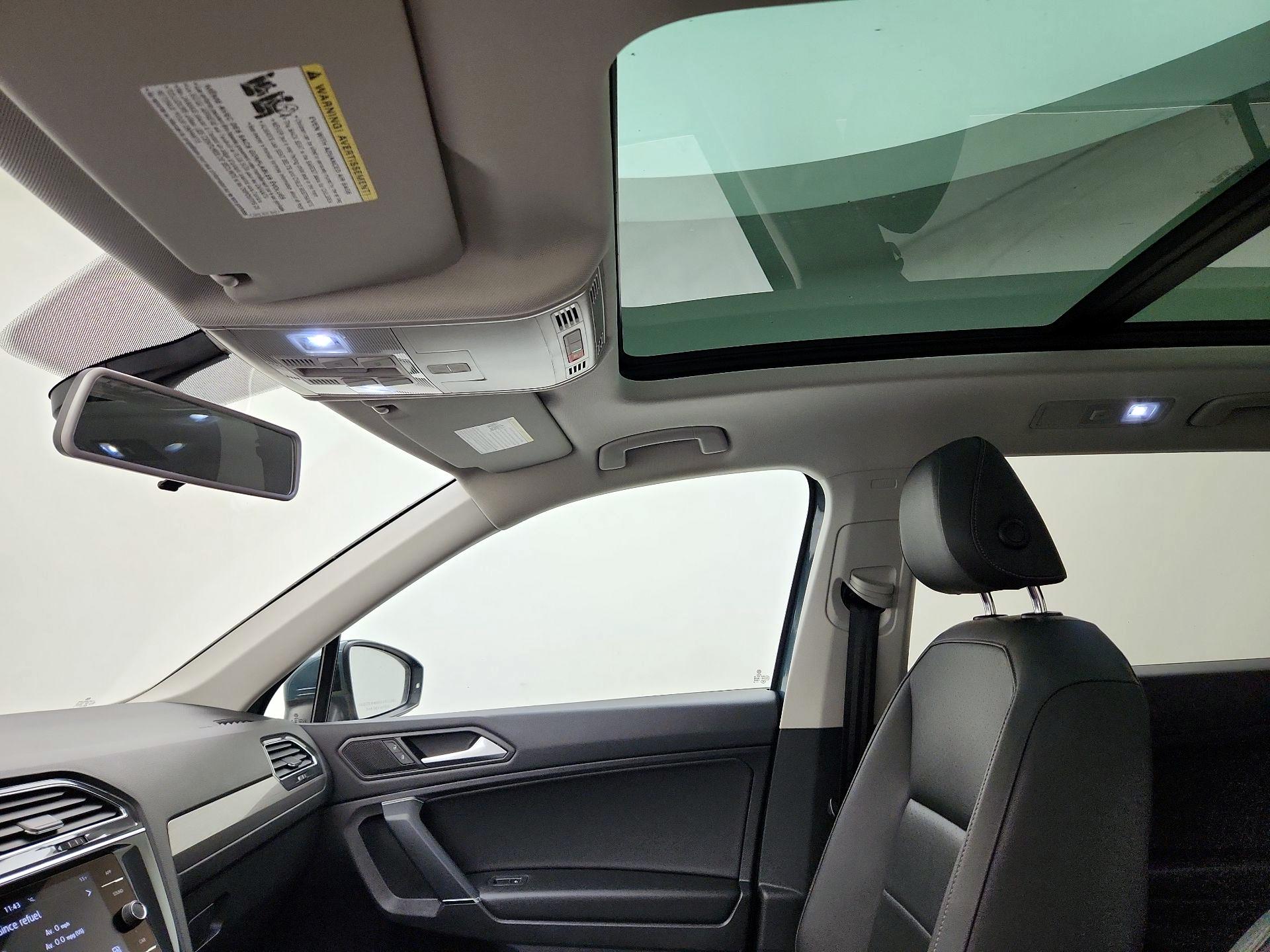 Thumbnail: 2020 Volkswagen Tiguan - 19