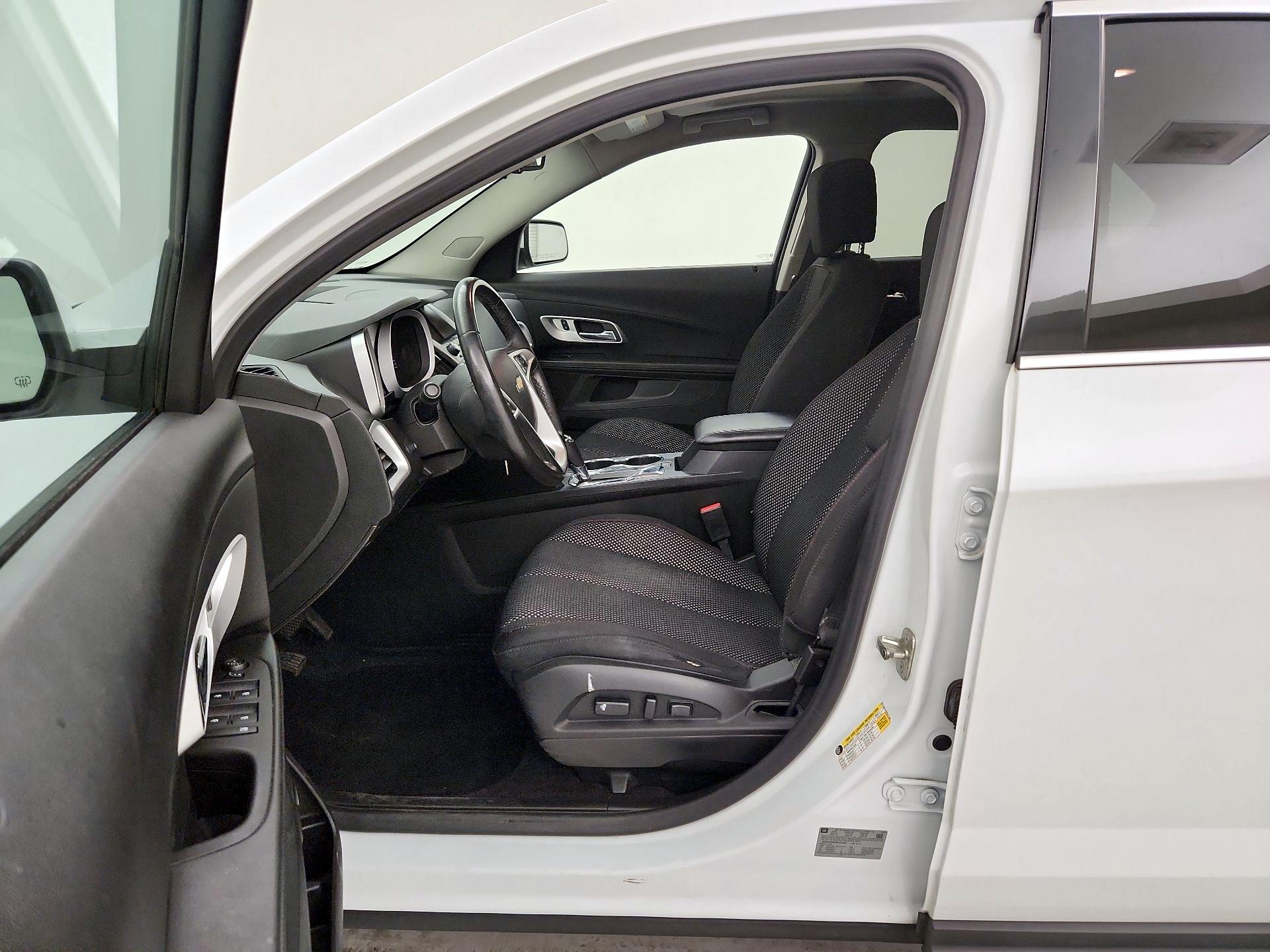 Thumbnail: 2016 Chevrolet Equinox - 11