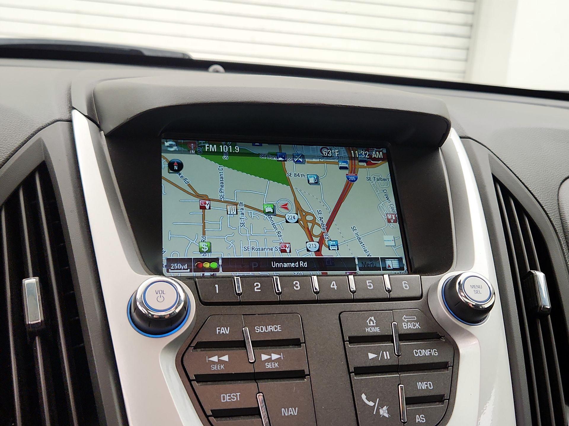 Thumbnail: 2016 Chevrolet Equinox - 13