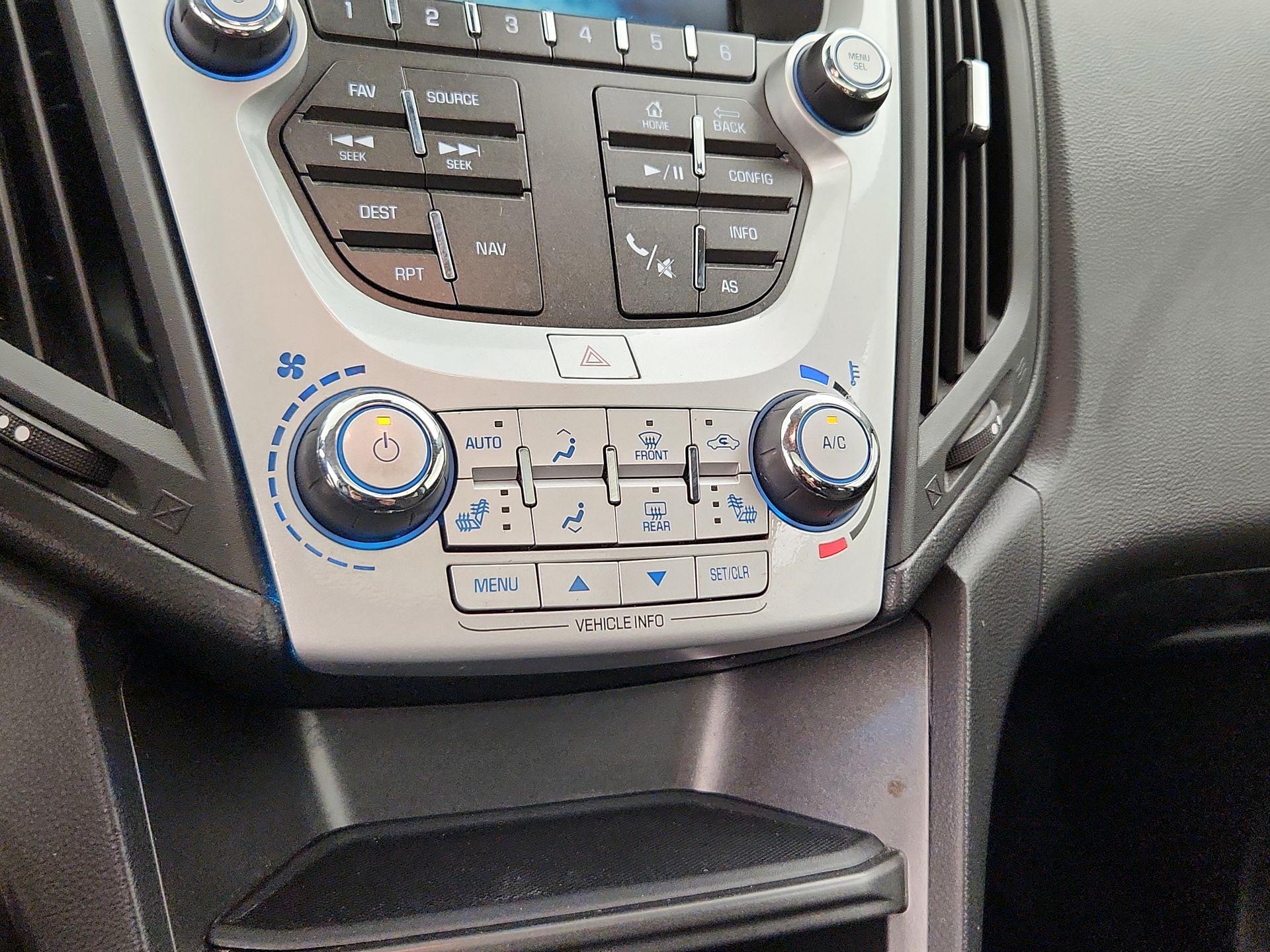 Thumbnail: 2016 Chevrolet Equinox - 16