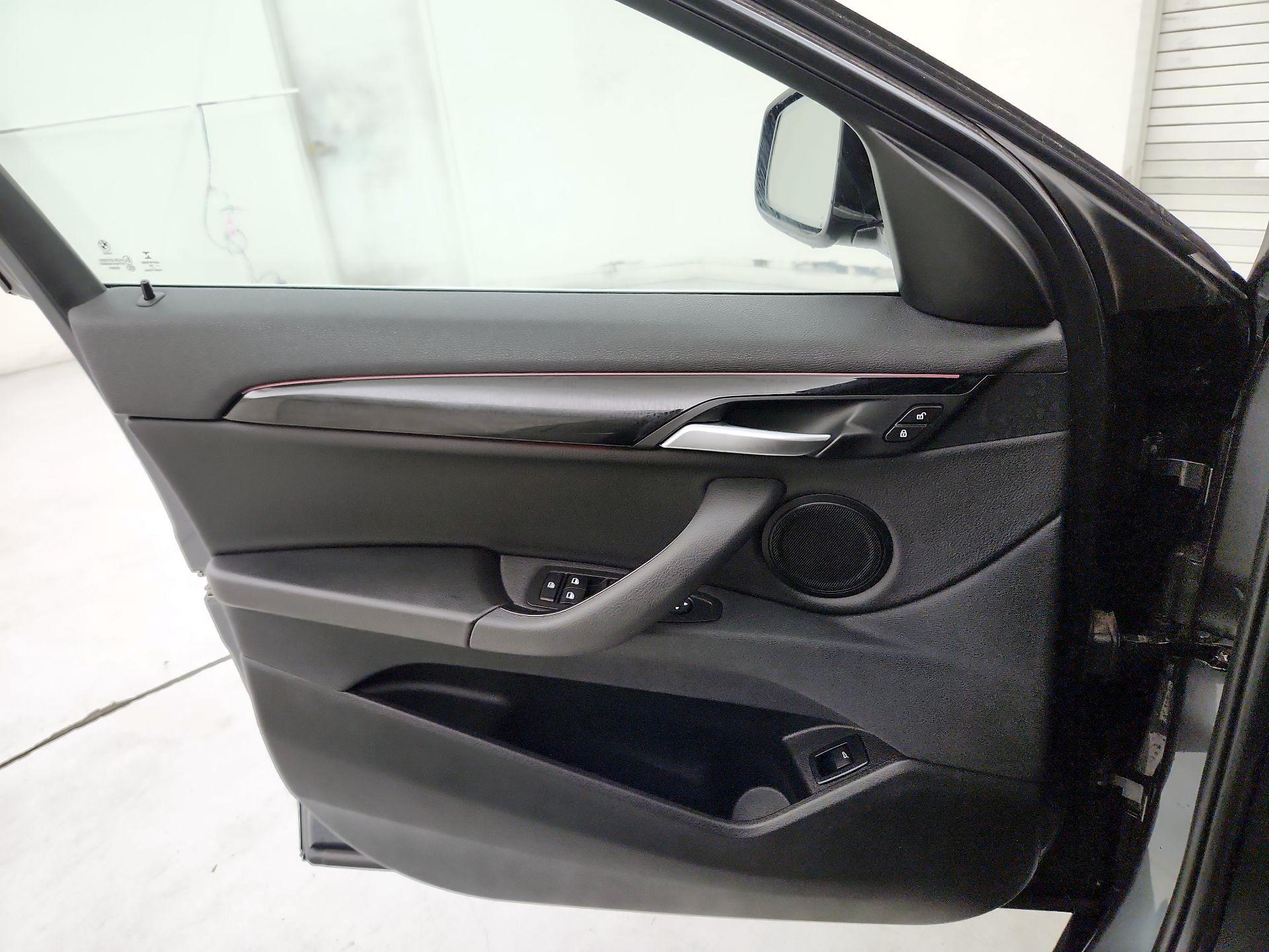 Thumbnail: 2020 BMW X2 - 12