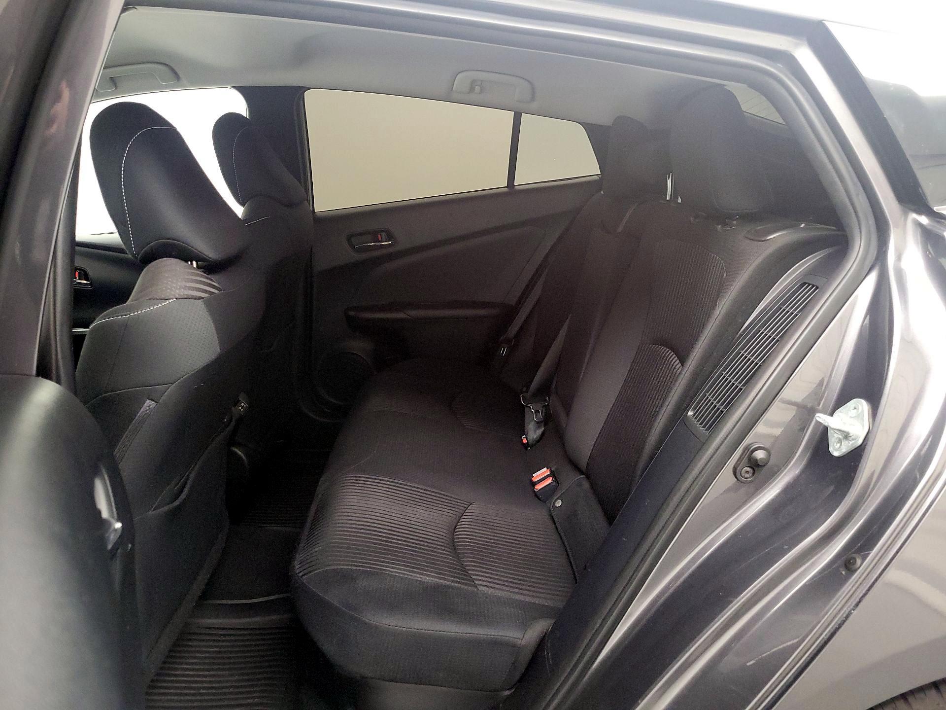 Thumbnail: 2021 Toyota Prius Prime - 20