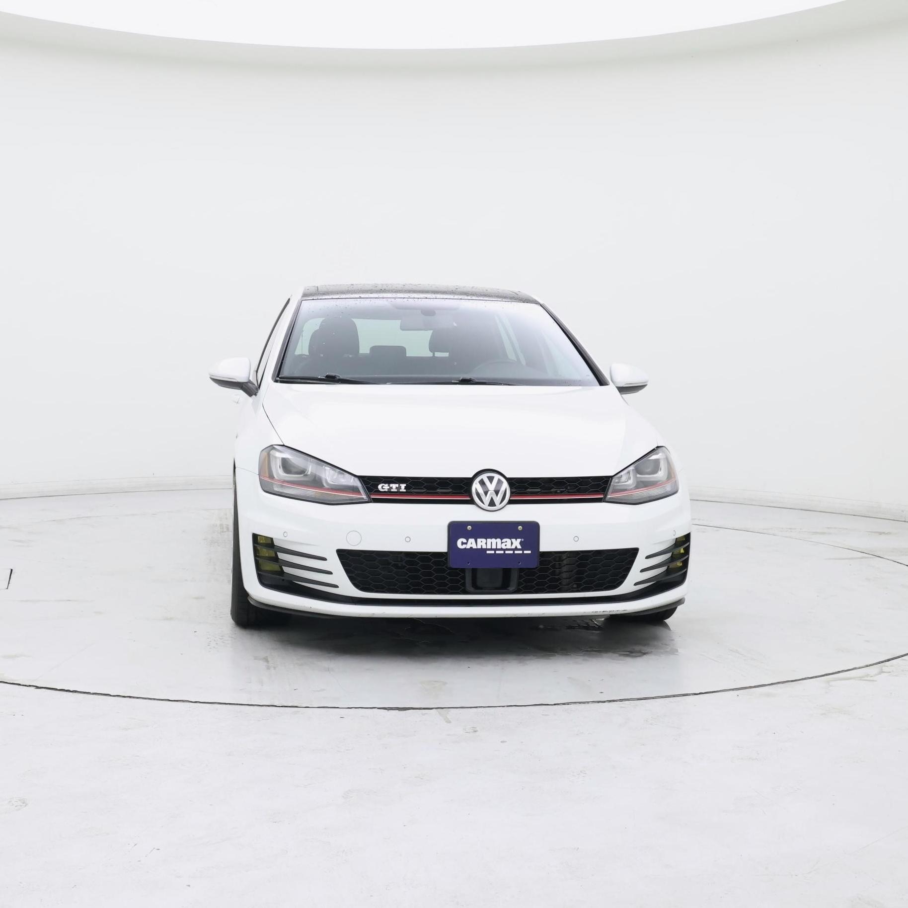 Thumbnail: 2015 Volkswagen Golf - 5