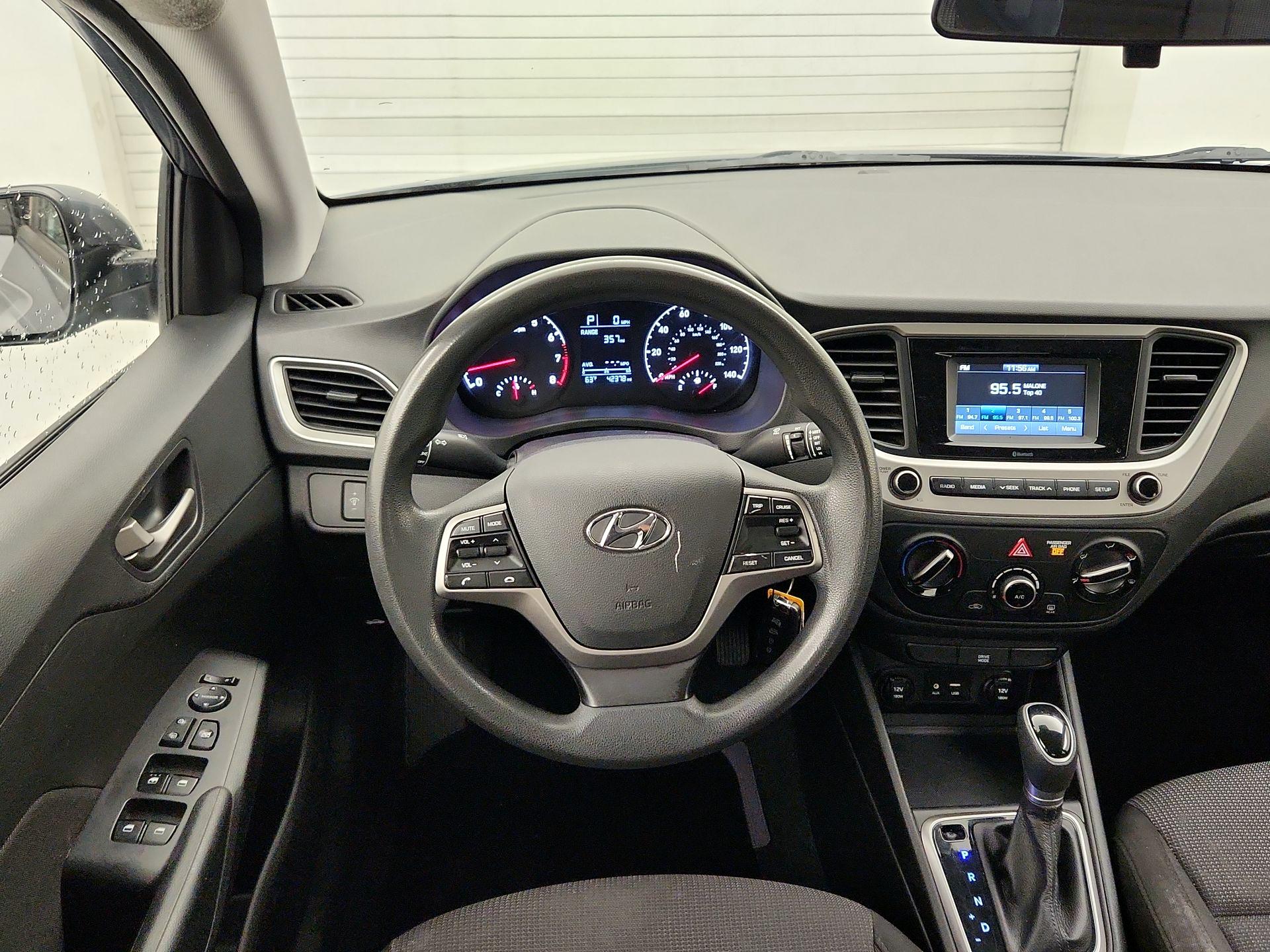 Thumbnail: 2020 Hyundai Accent - 10