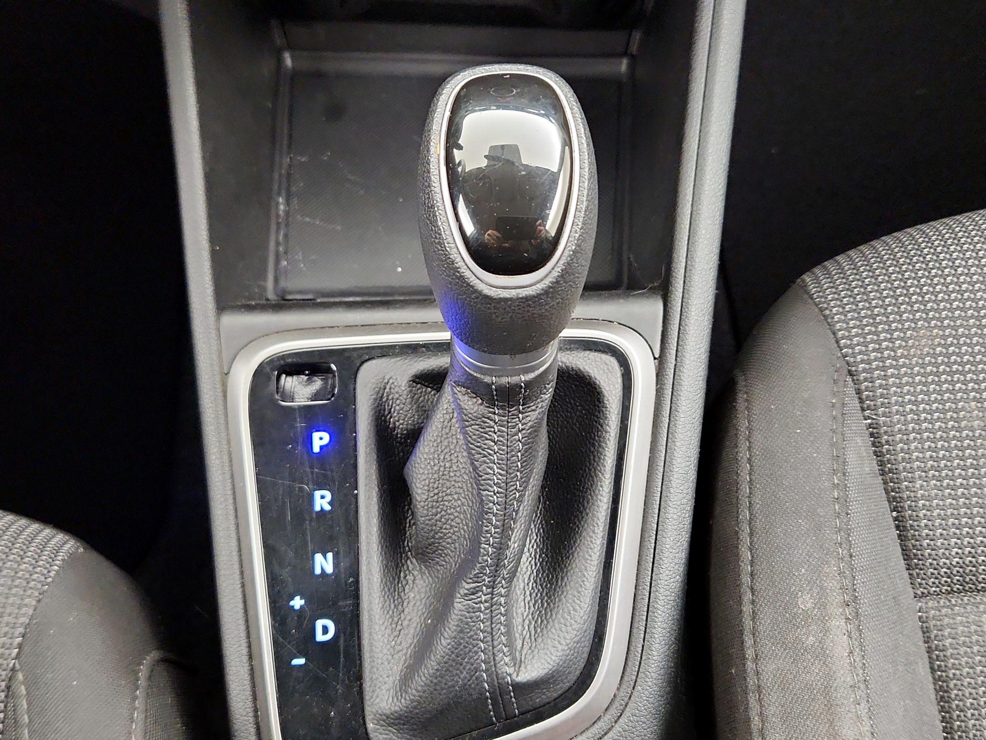 Thumbnail: 2020 Hyundai Accent - 17
