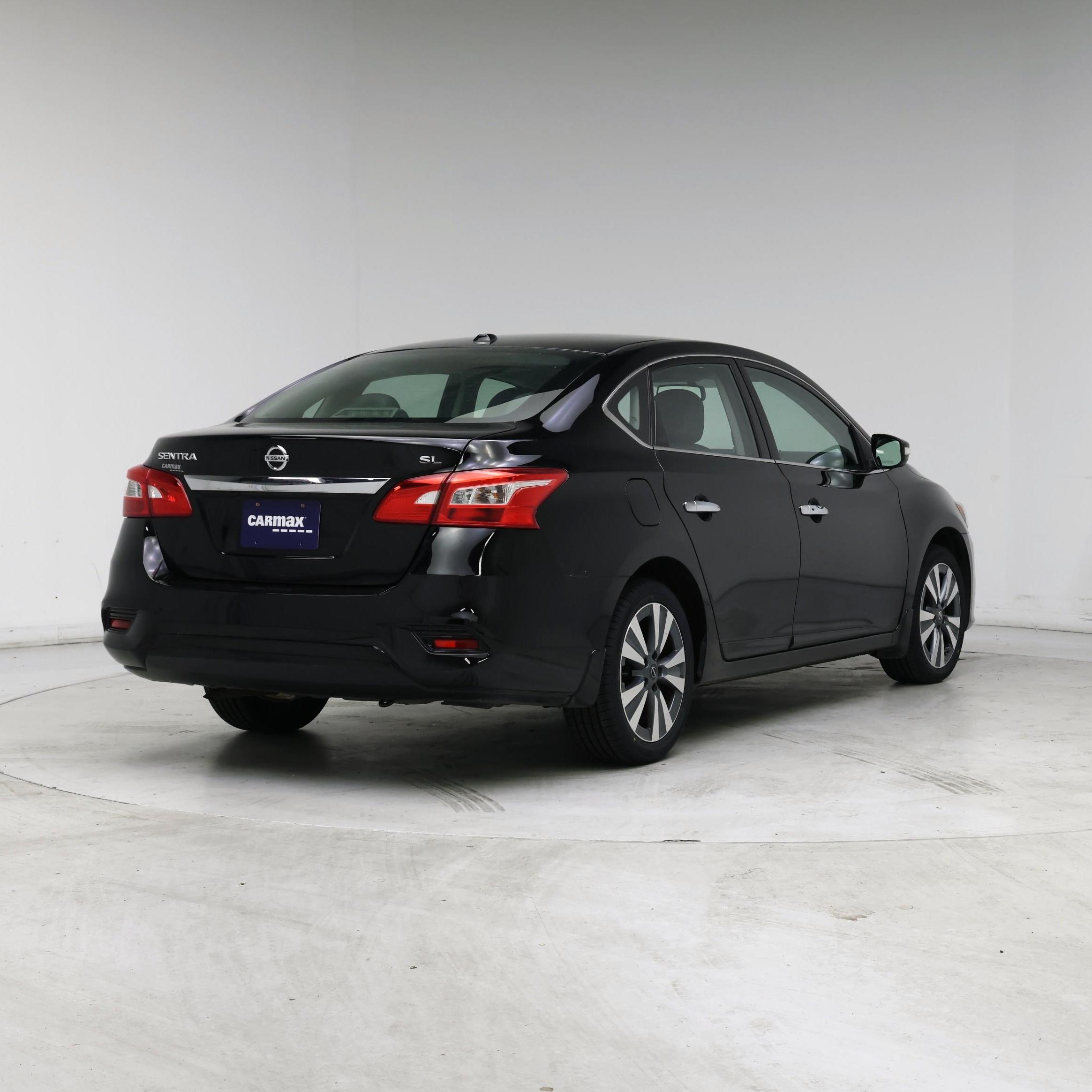 Thumbnail: 2019 Nissan Sentra - 8