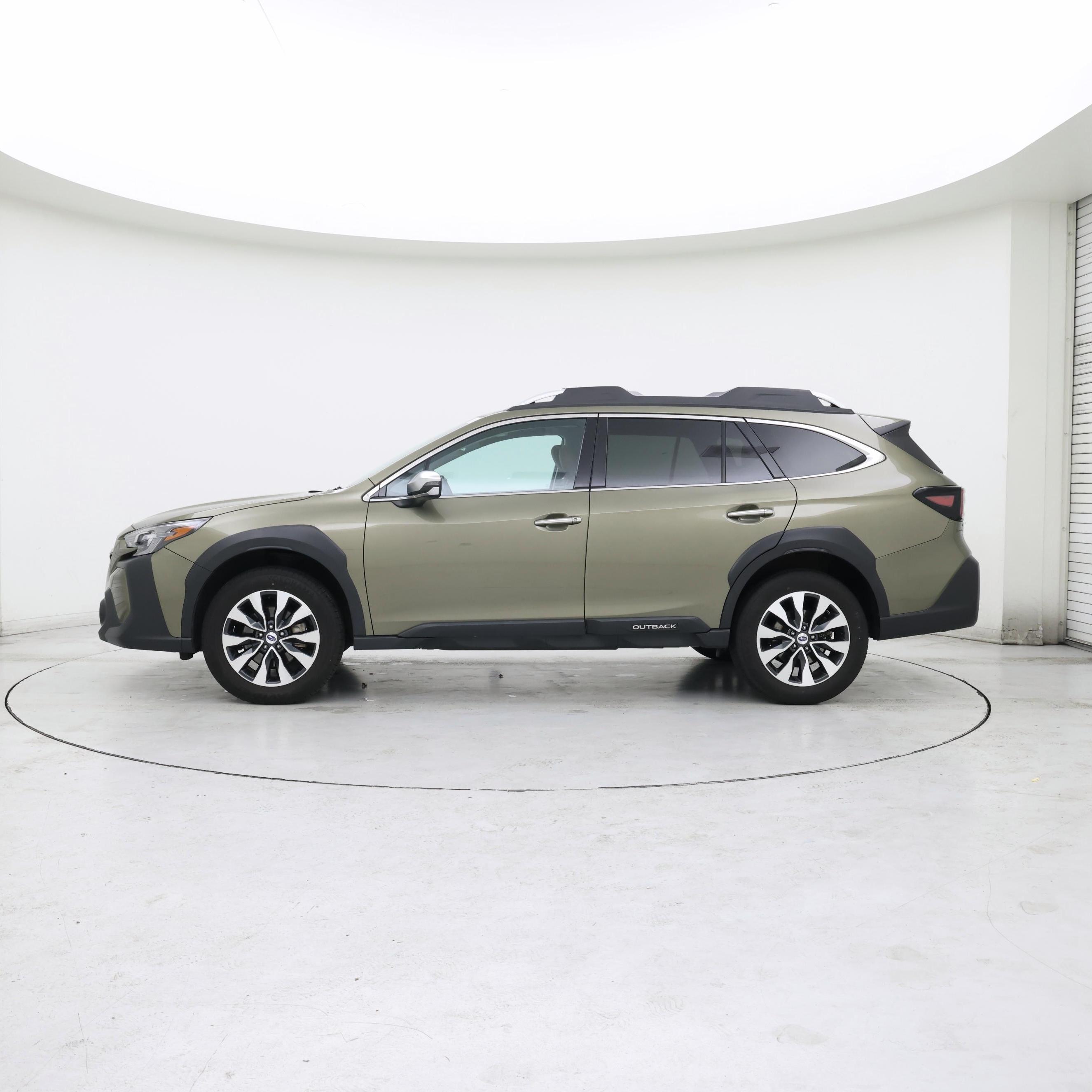 Thumbnail: 2023 Subaru Outback - 3