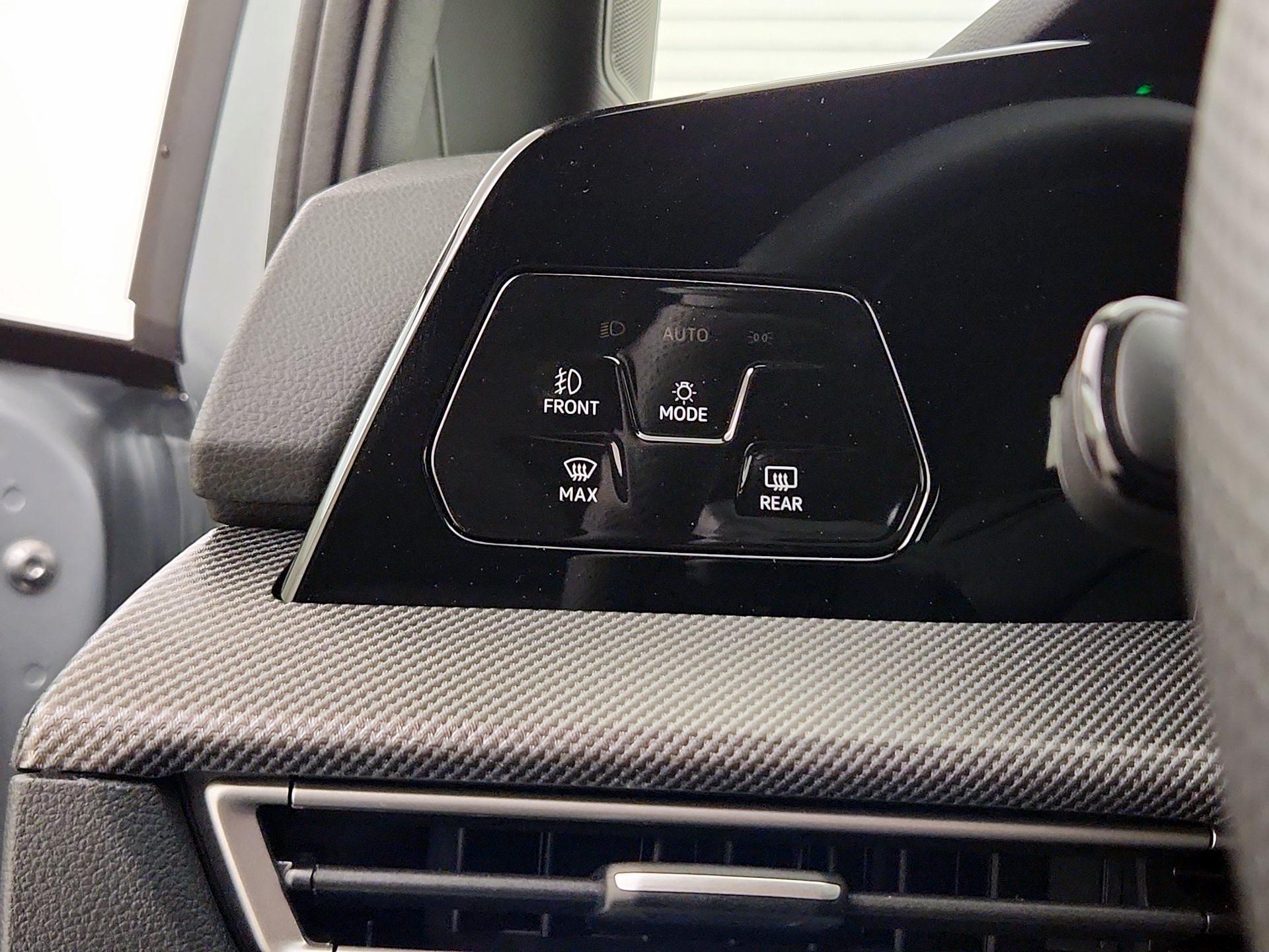 Thumbnail: 2025 Volkswagen Golf - 13