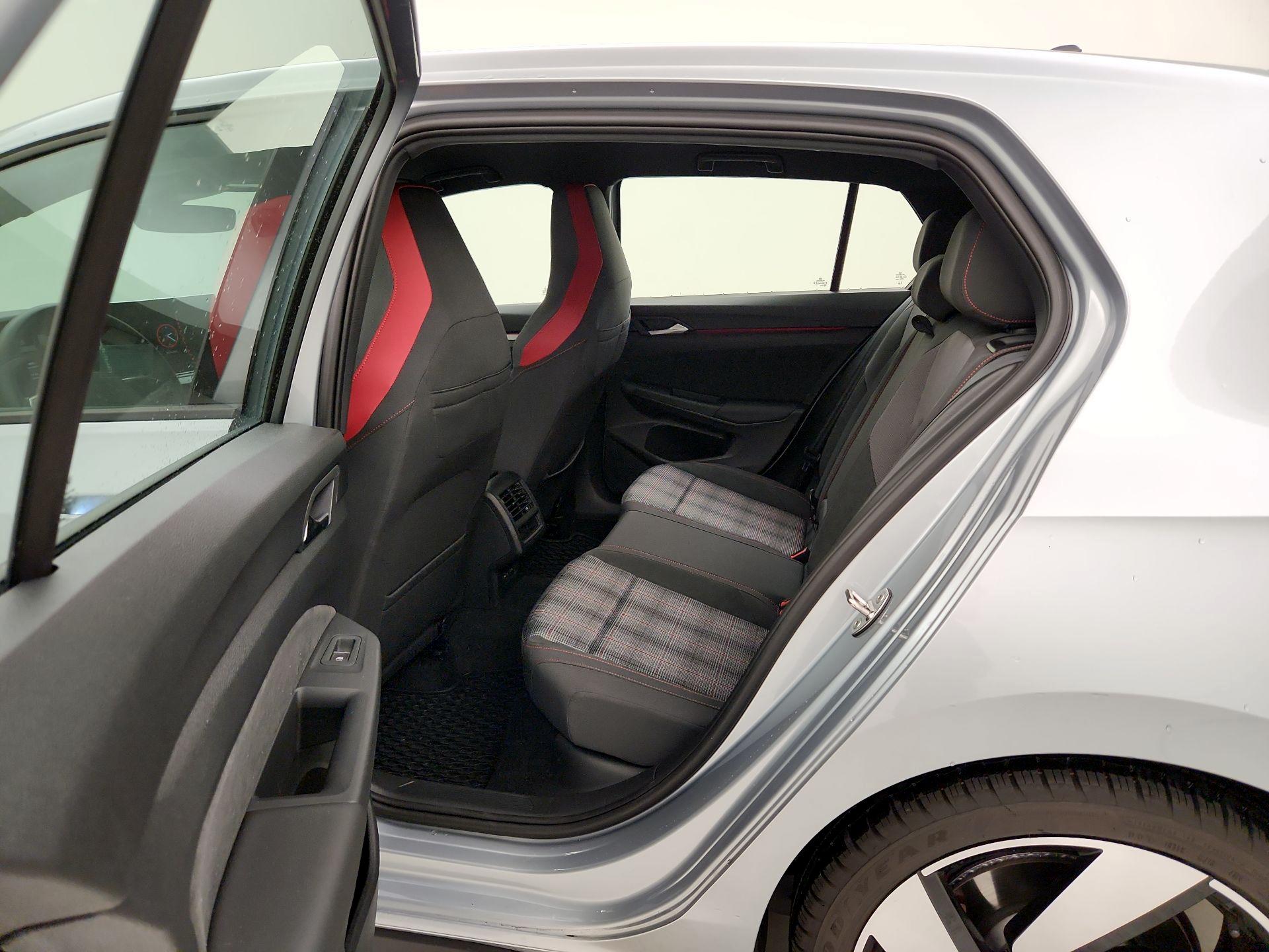 Thumbnail: 2025 Volkswagen Golf - 20