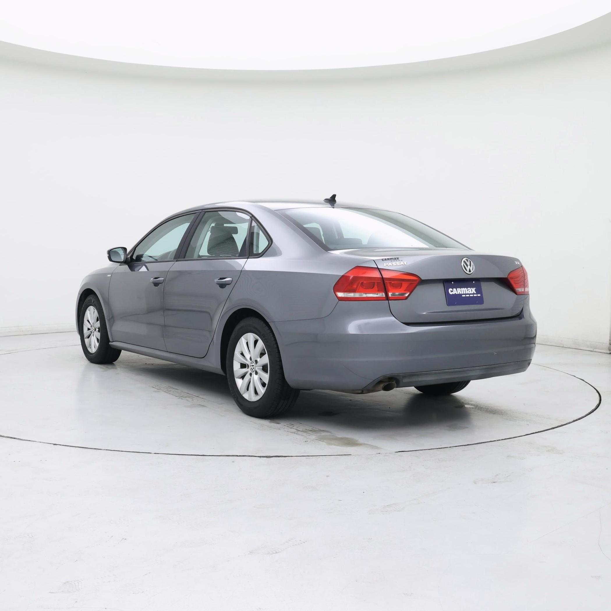 Thumbnail: 2015 Volkswagen Passat - 2