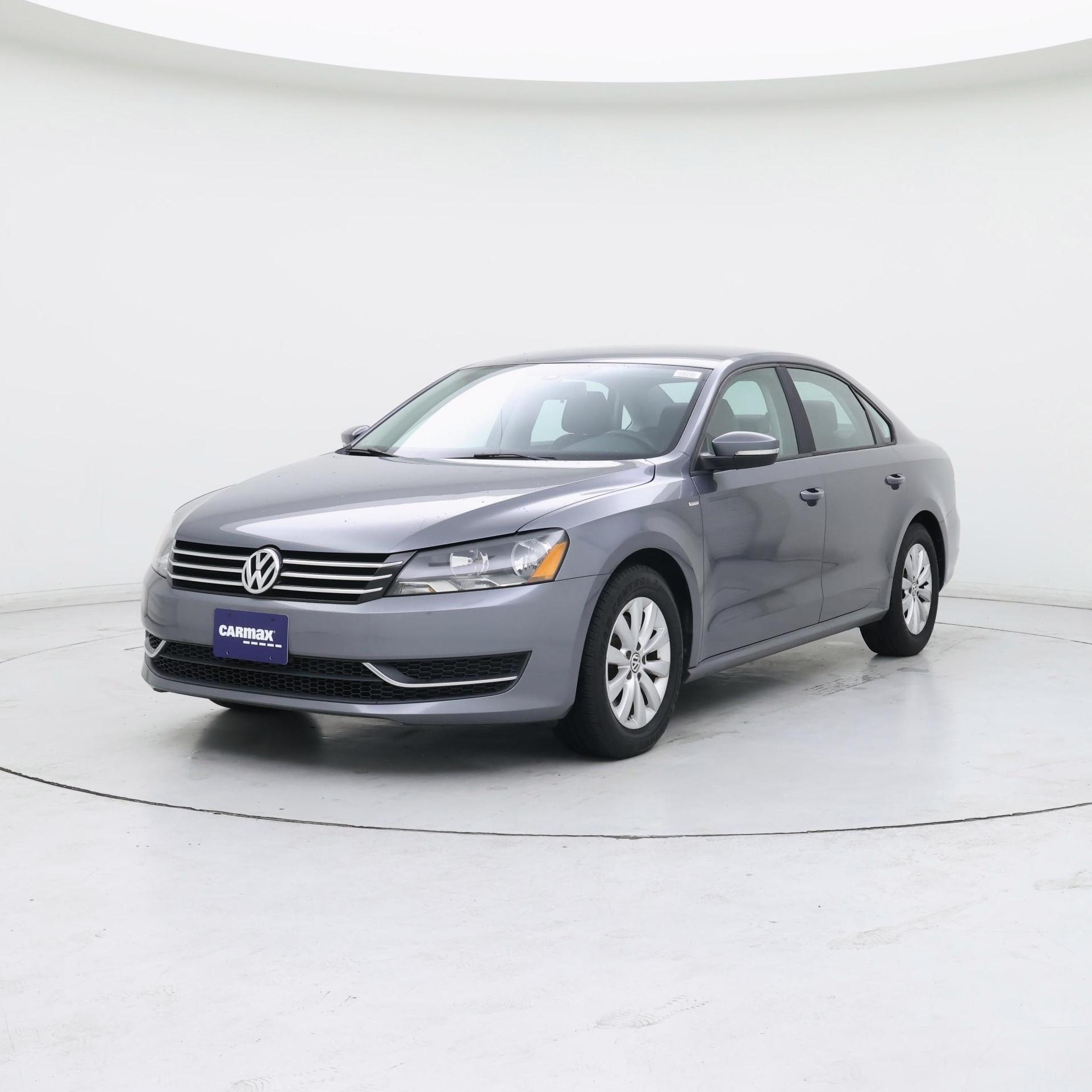 Thumbnail: 2015 Volkswagen Passat - 4