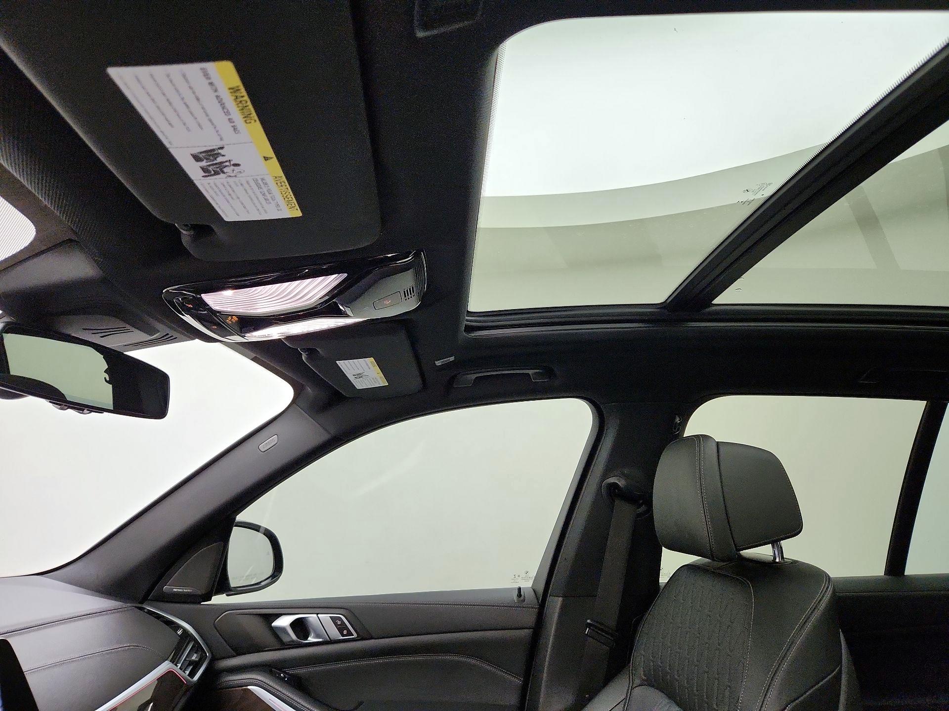Thumbnail: 2022 BMW X5 - 20